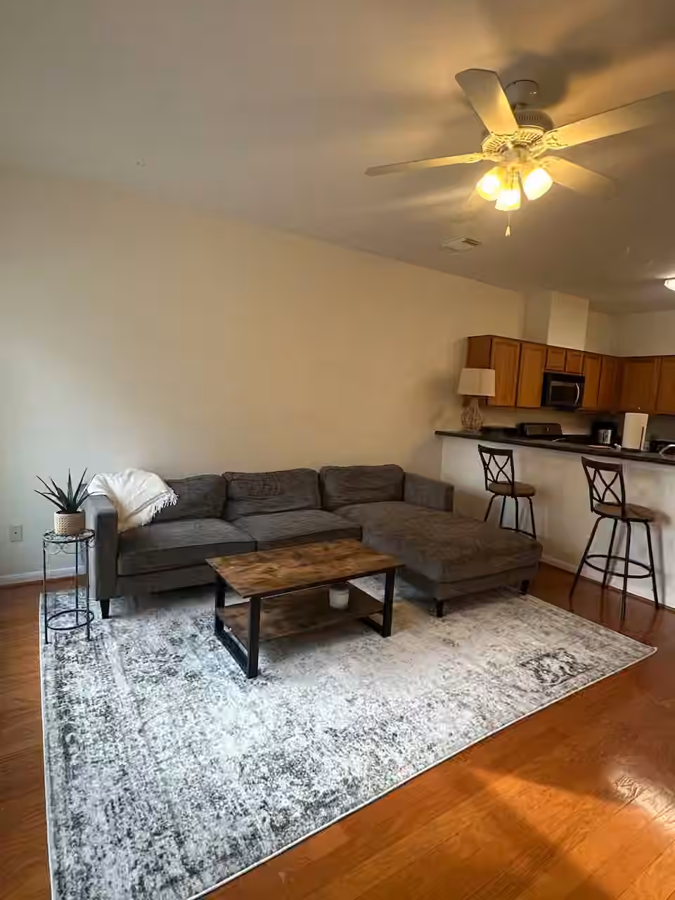 Photo 3 of 2232 Naomi St Street, Houston, TX