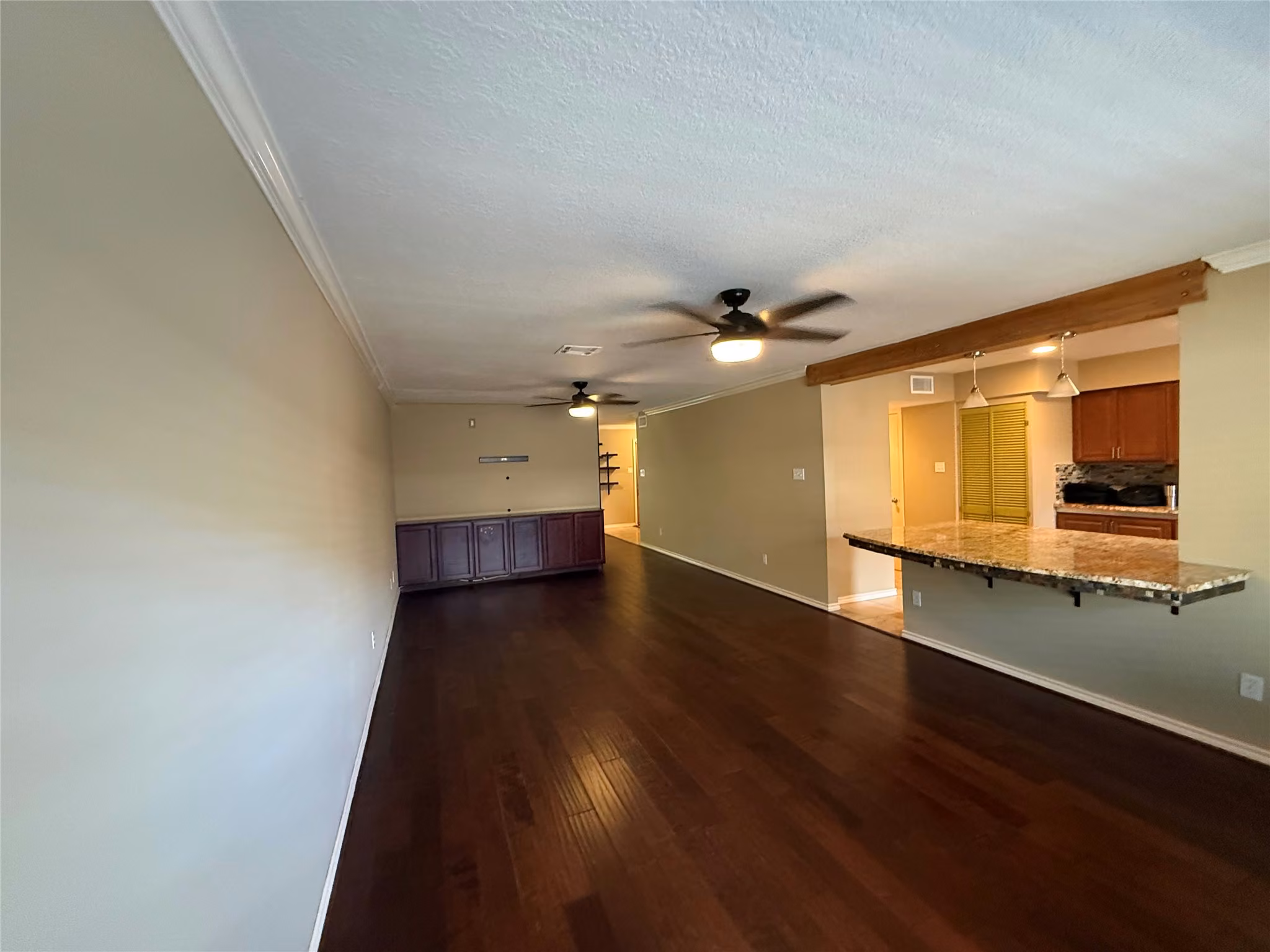 Photo 6 of 12985 Trail Hollow Drive 6, Houston, TX