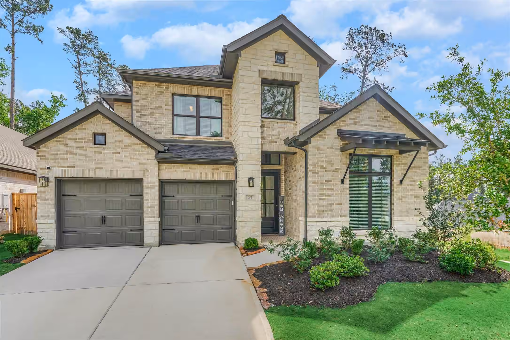 Photo of 301 Water Tupelo Drive, Montgomery, TX 77316
