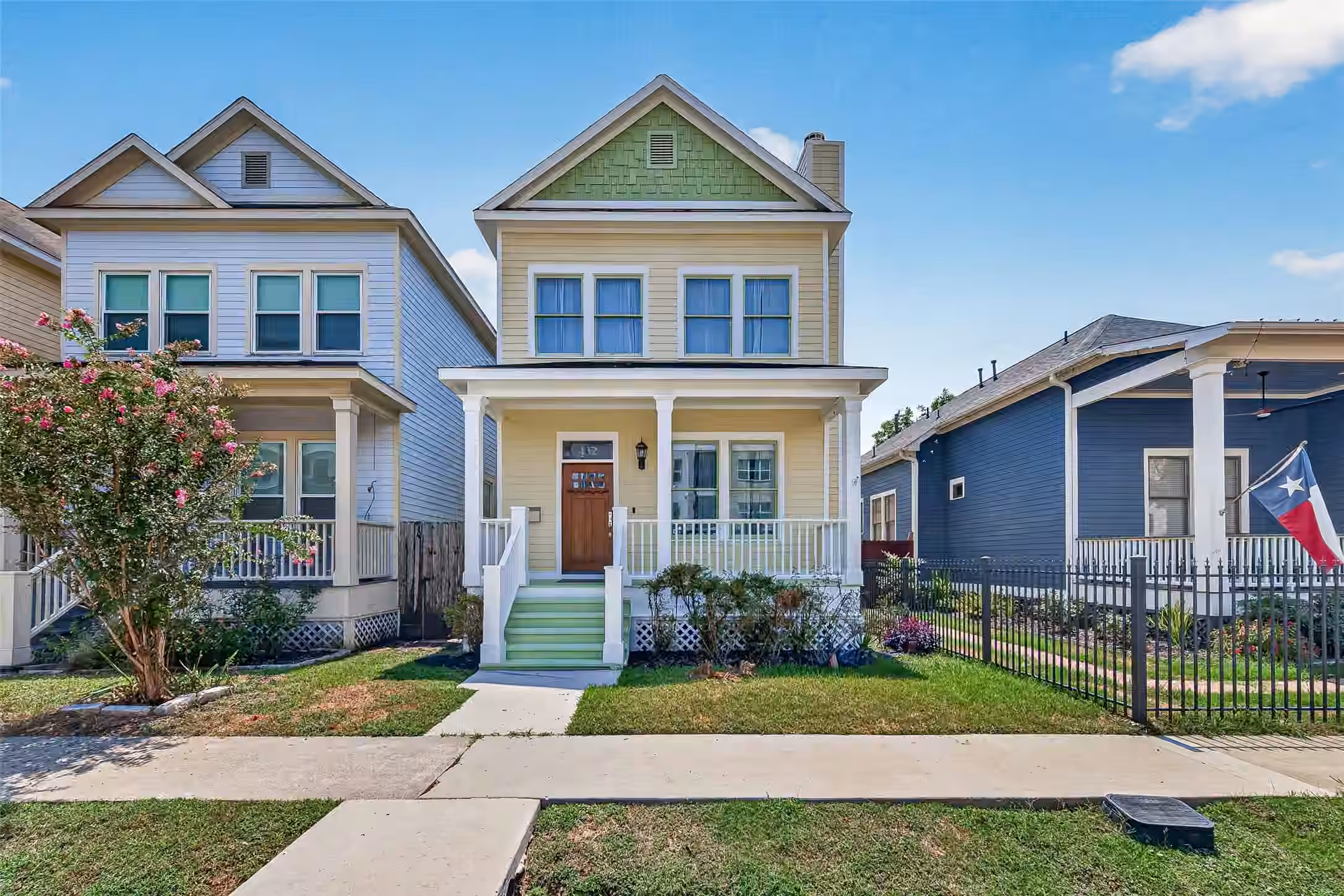 Photo of 432 W 25th Street, Houston, TX