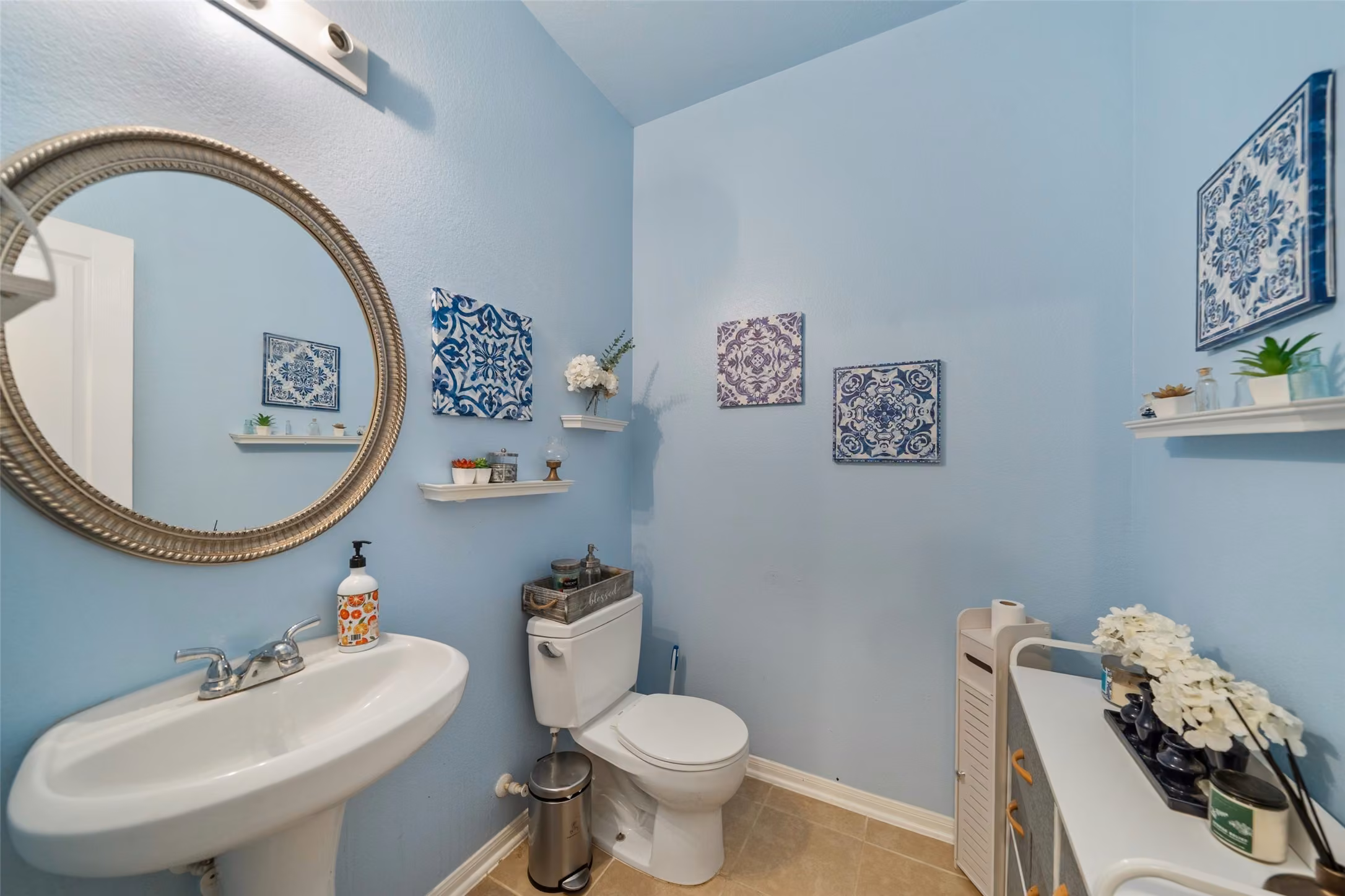 Photo 3 of 8218 Almera Falls Drive, Cypress, TX