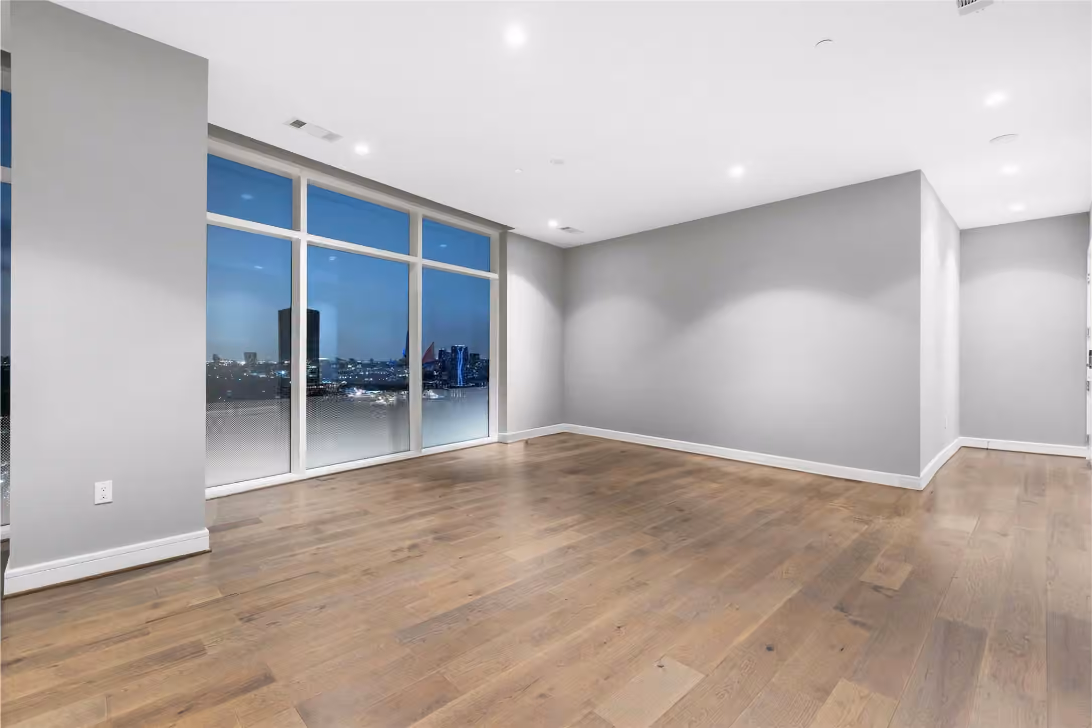 Photo 2 of 4521 San Felipe Street 2601, Houston, TX