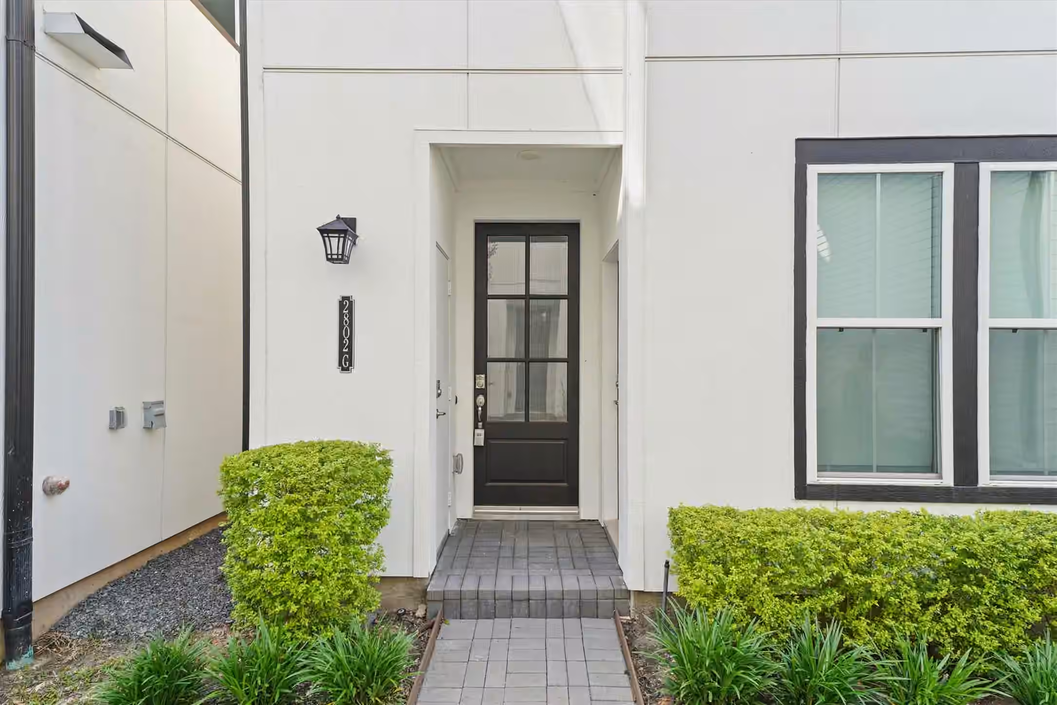 Photo of 2802 Grand Fountains Drive G, Houston, TX 77054