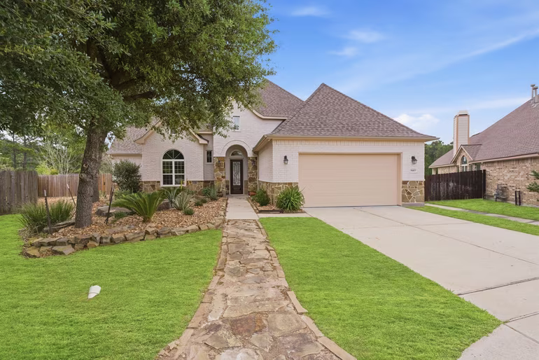 Photo of 8403 Greenridge Manor Ln, Spring, TX 77389