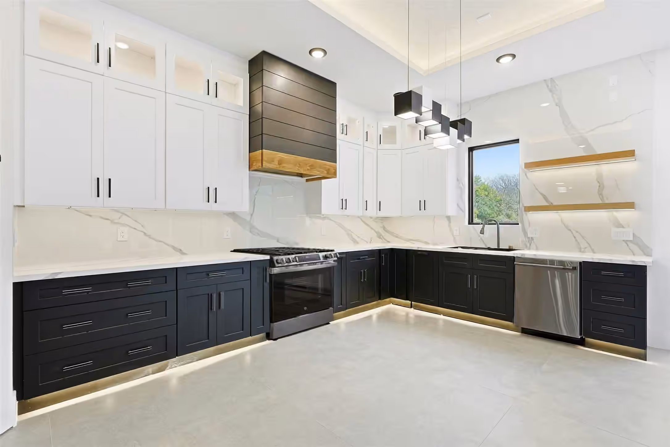 Photo 6 of 619 Rolling Oaks, Stafford, TX