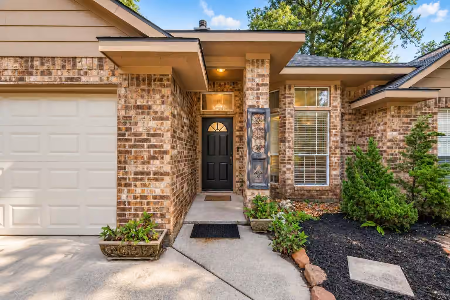 Photo 3 of 2814 Skimmer Way, Crosby, TX