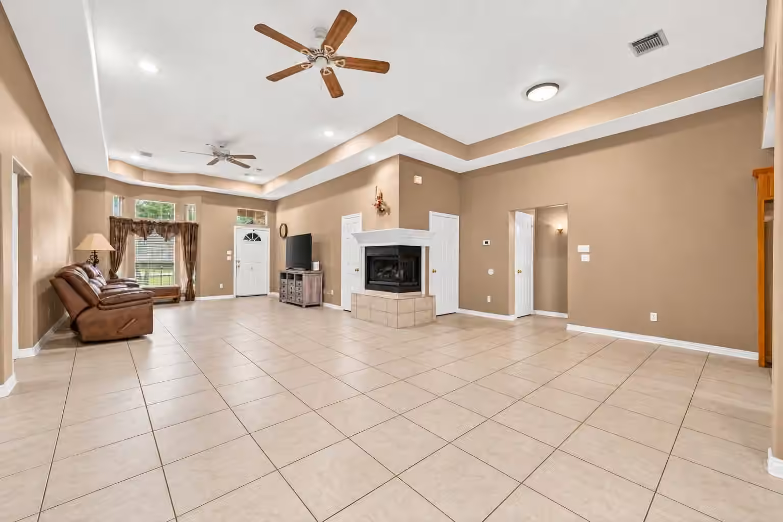 Photo 7 of 2814 Skimmer Way, Crosby, TX