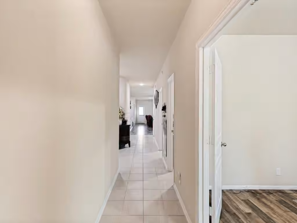 Photo 4 of 15414 Kirkdell Bend Drive, Humble, TX