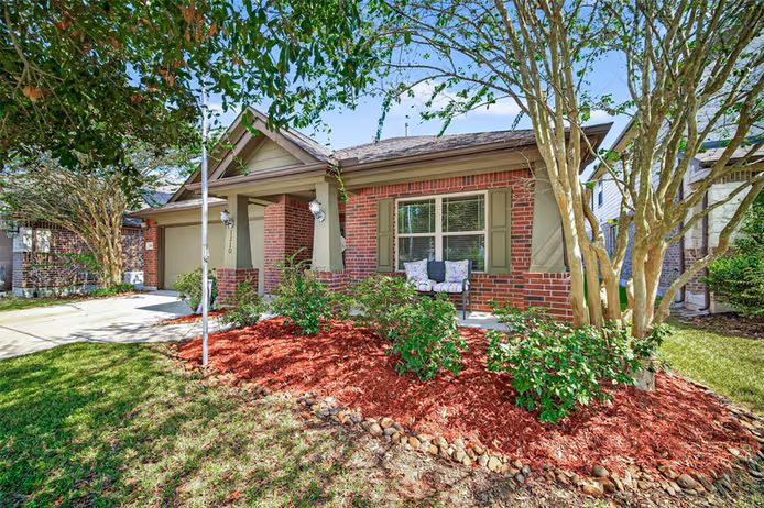 Photo 5 of 1310 Tee Time Court, Crosby, TX