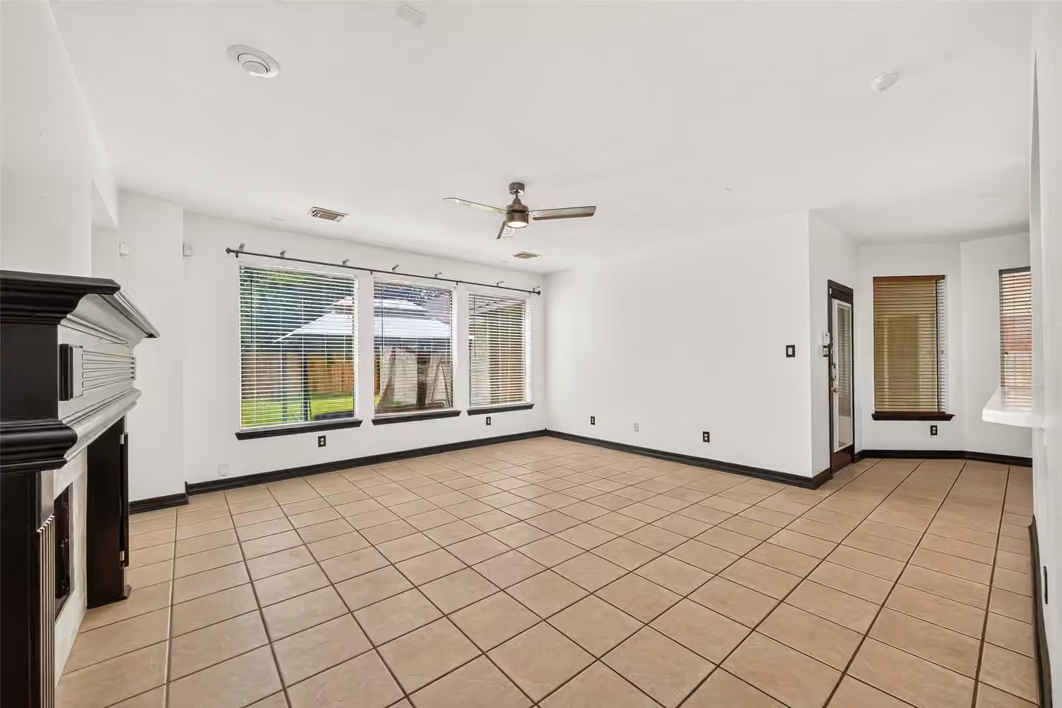 Photo 6 of 14714 Placid Point, Humble, TX