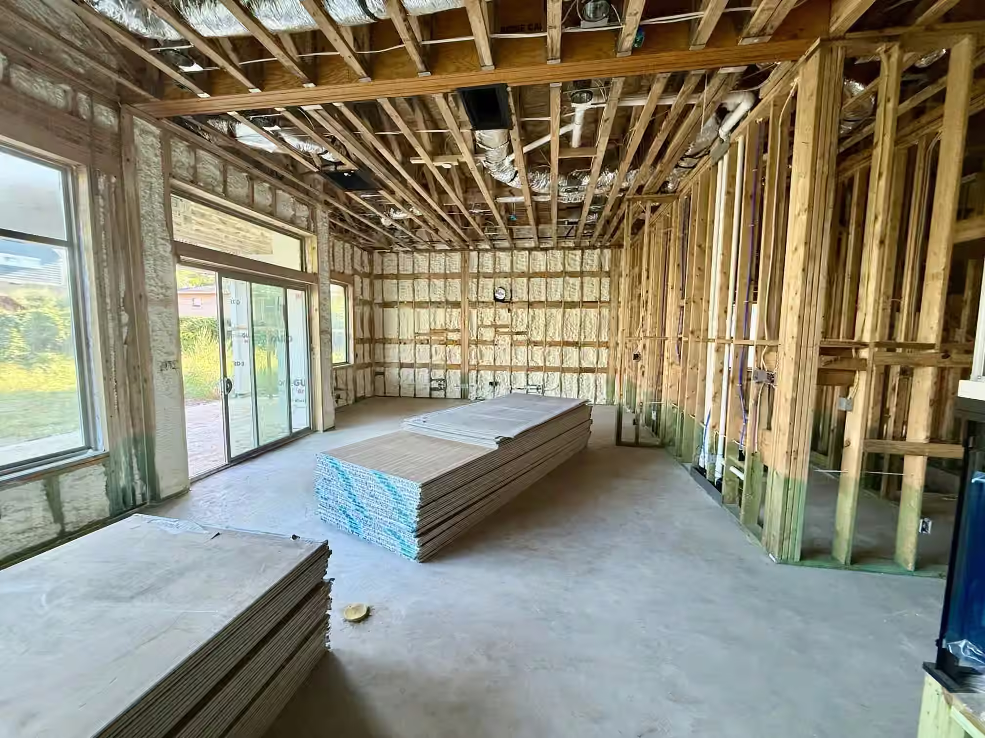 Photo 6 of 731 E 8TH 1/2 Street, Houston, TX