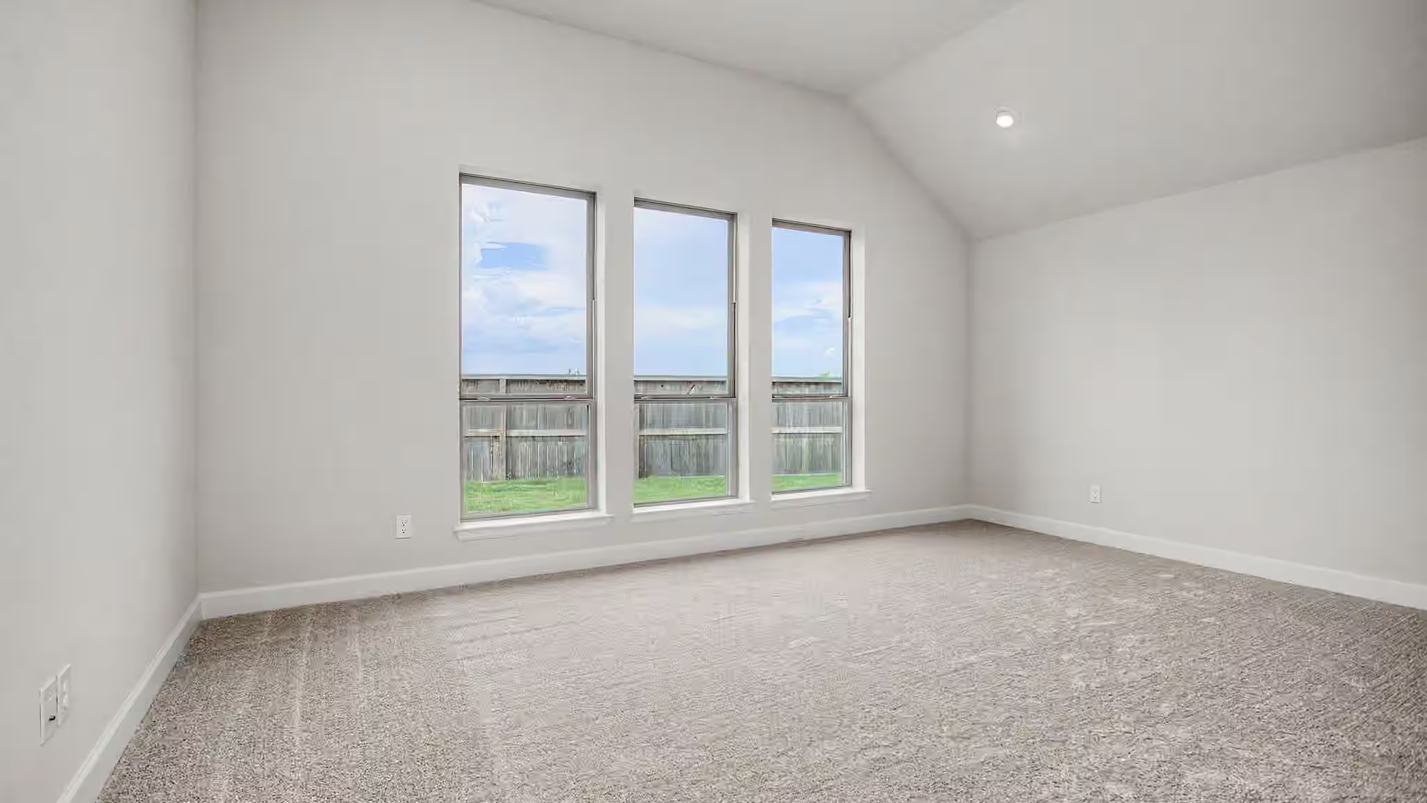 Photo 7 of 18403 Shaded Sylvan Path, Manvel, TX