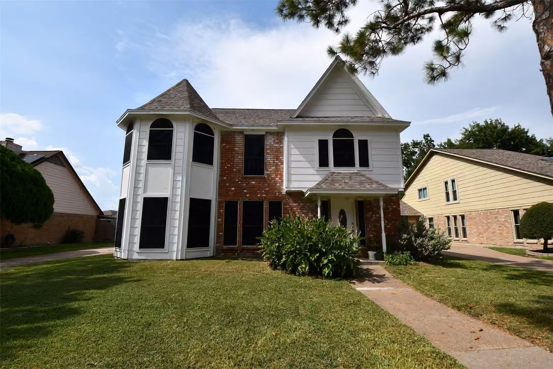 Photo of 14706 W Bend Drive, Houston, TX 77082
