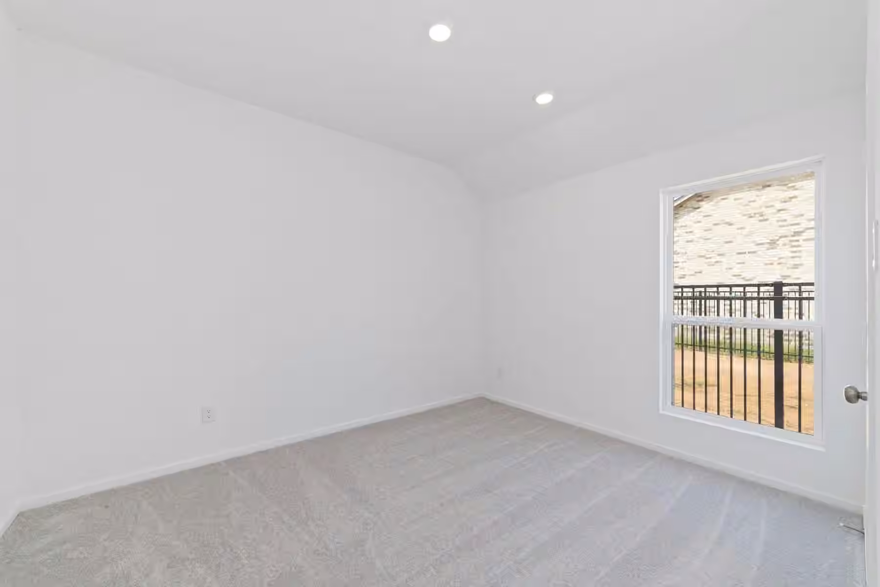 Photo 7 of 27619 Seascape Village Drive, Katy, TX