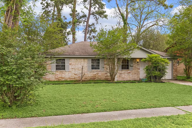Photo 6 of 7714 Sterlingshire Street, Houston, TX