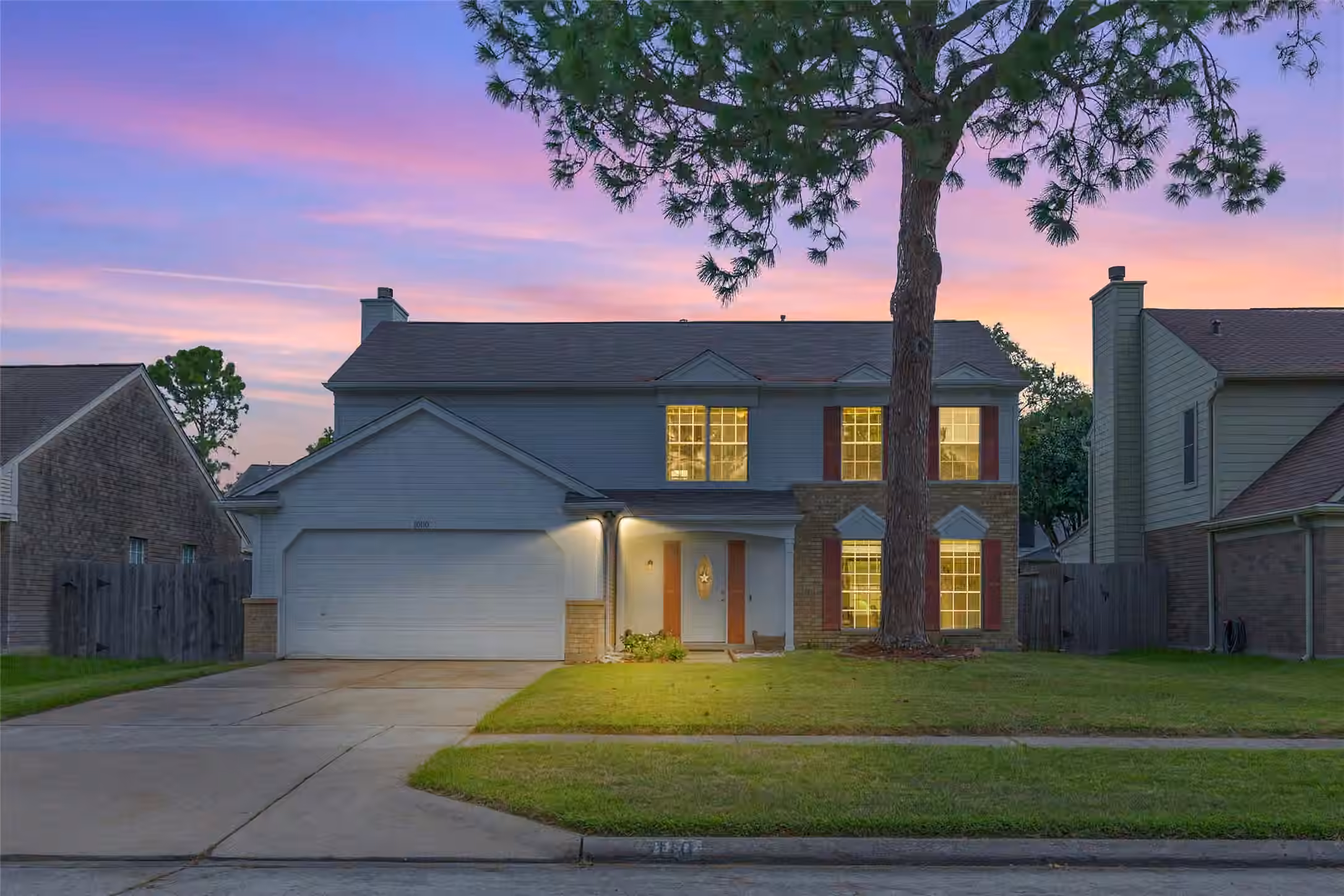 Photo of 10110 Red Wolf Lane, Houston, TX 77064