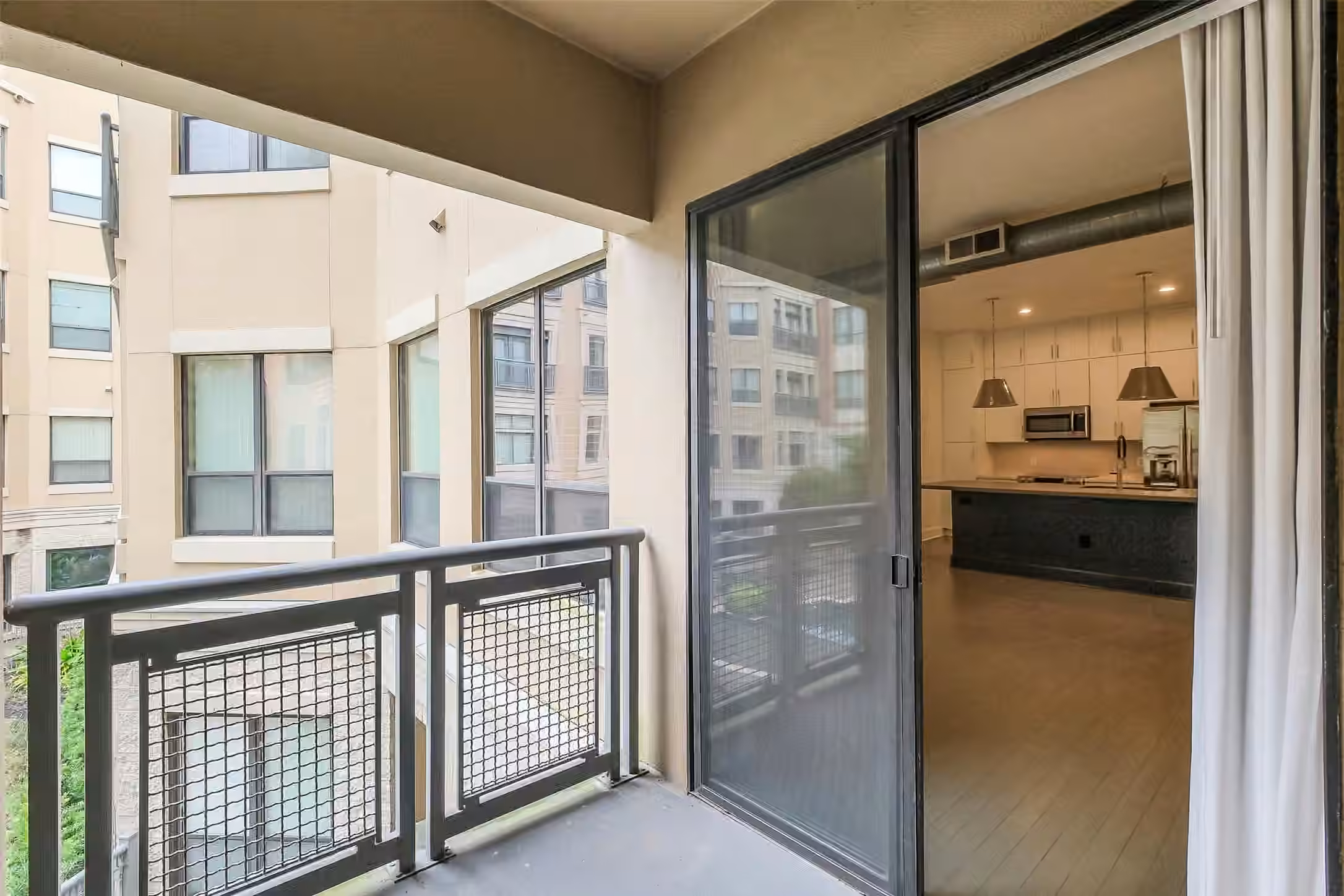 Photo 6 of 1901 Post Oak Boulevard 2110, Houston, TX