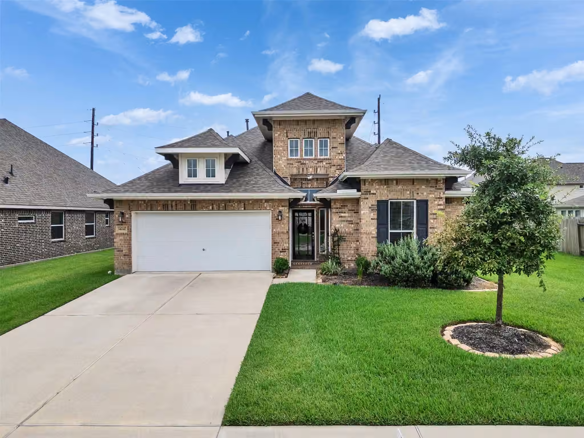 Photo 3 of 14247 Medina Drive, Baytown, TX