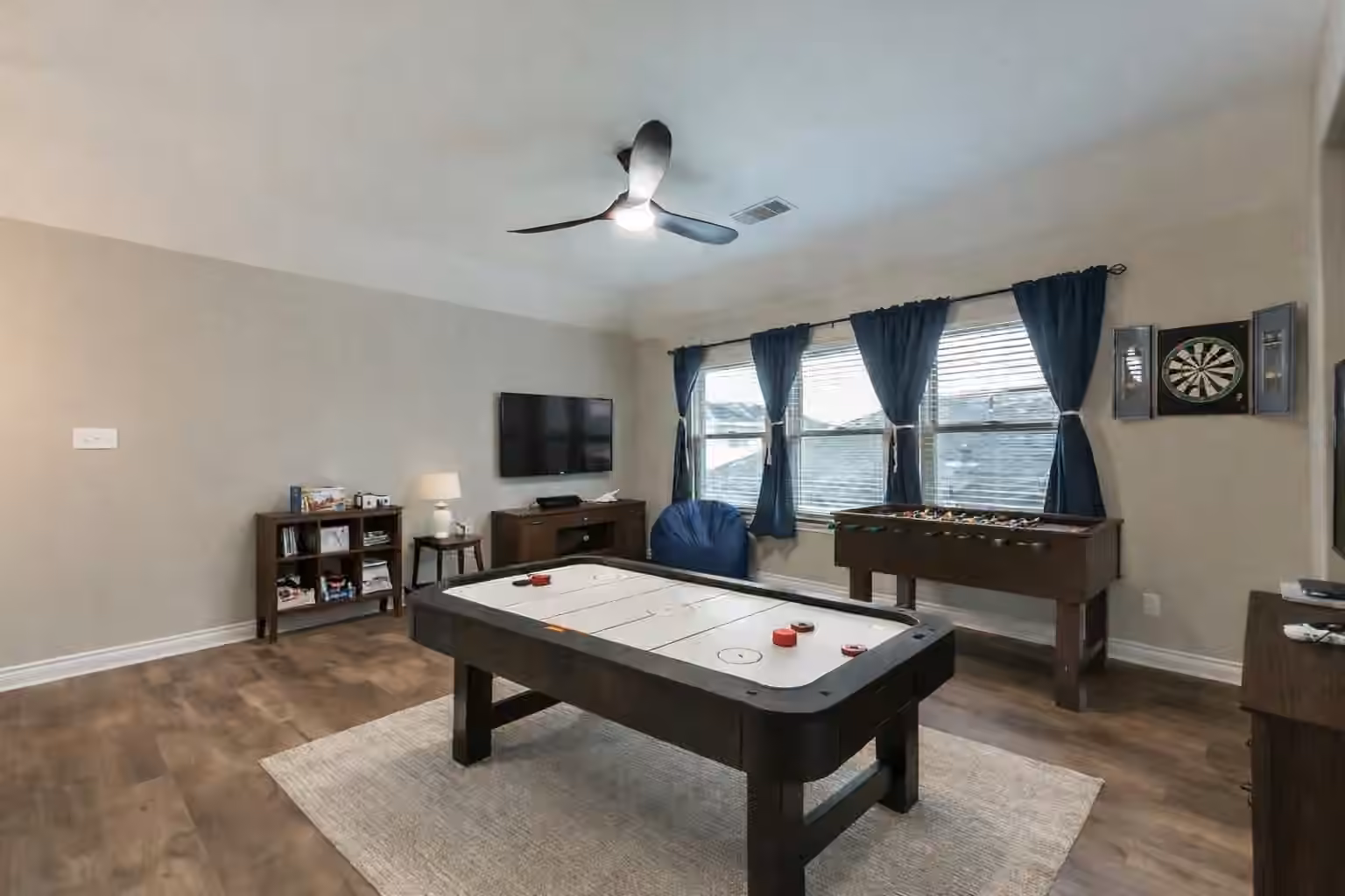 Photo 2 of 12918 Redbud Shores Lane, Houston, TX