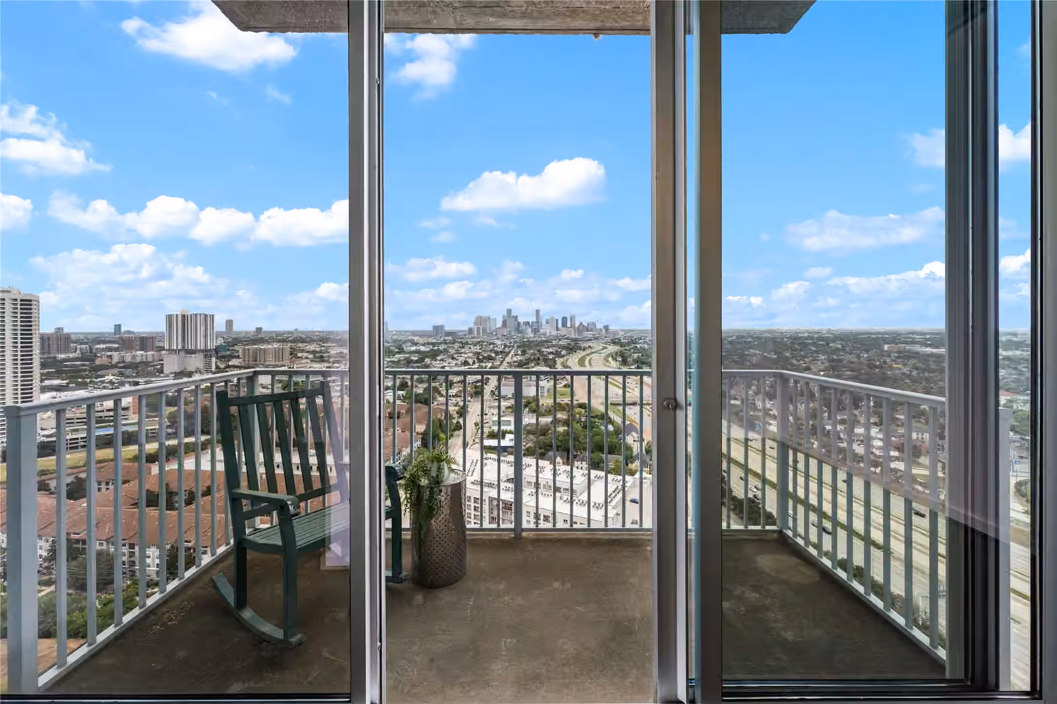 Photo 2 of 5925 Almeda Road 12711, Houston, TX