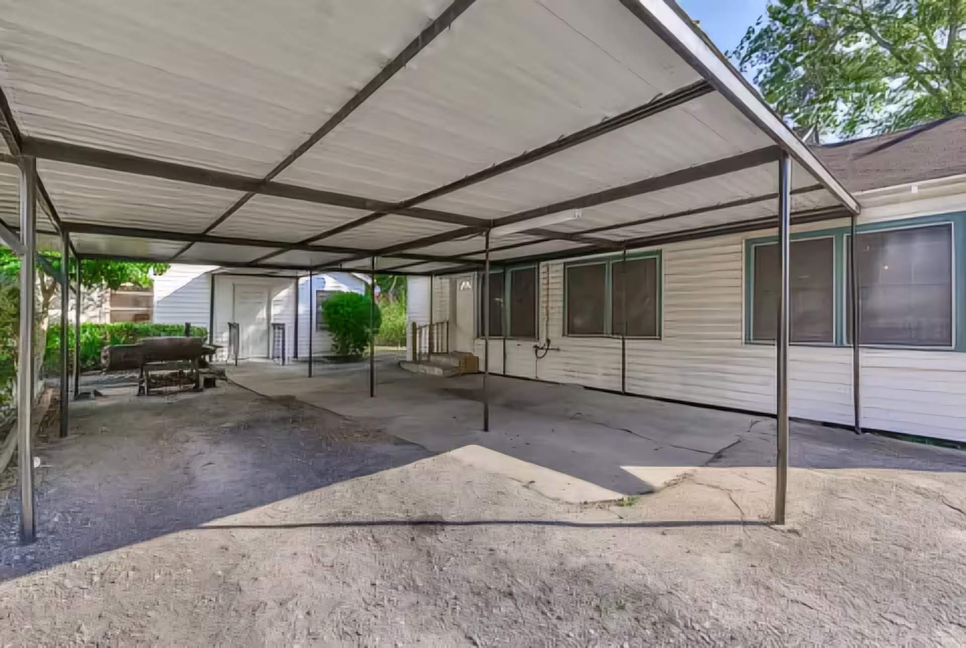 Photo 4 of 212 Danna Lane, Houston, TX
