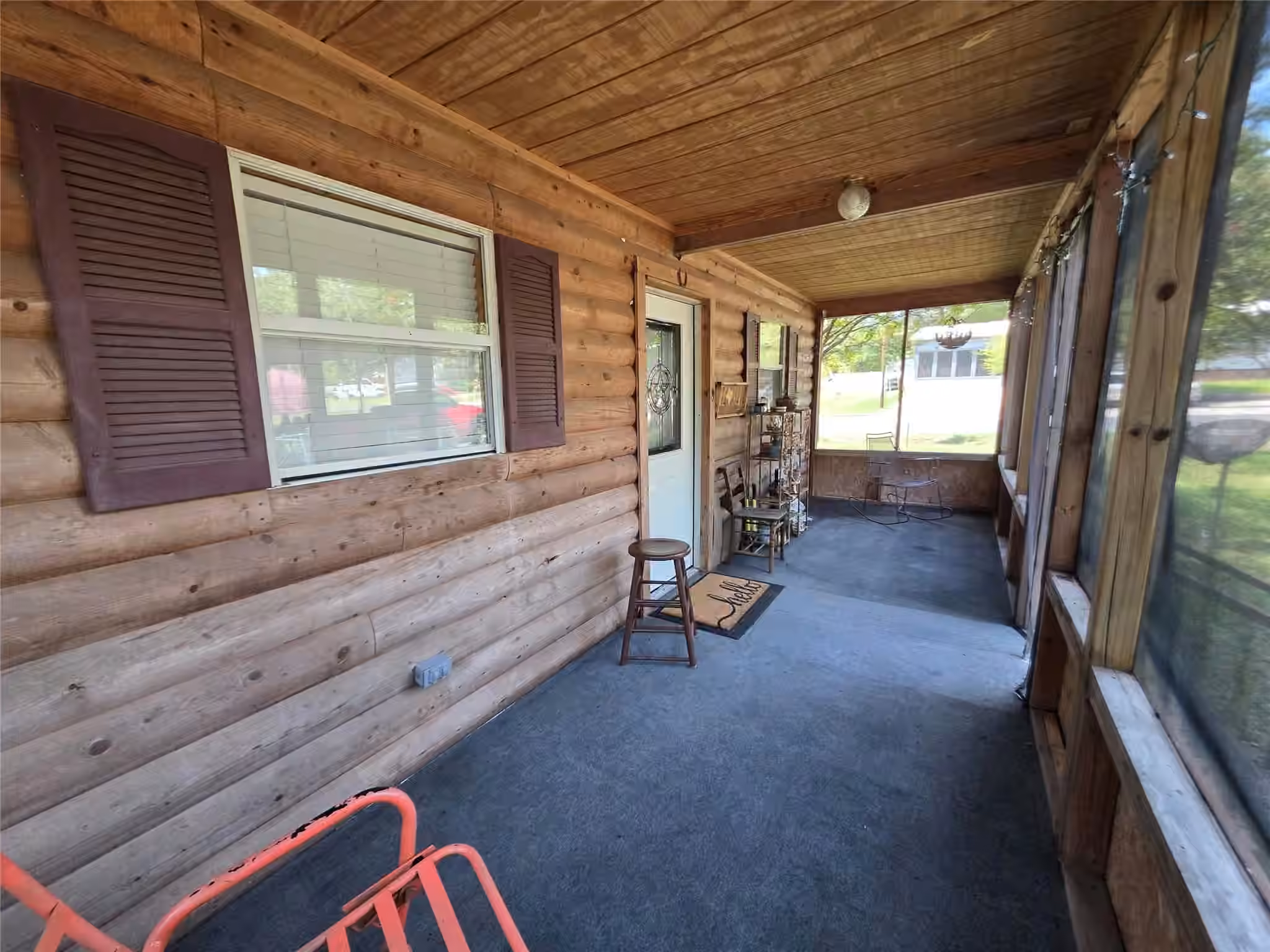 Photo 4 of 530 Kingwood Drive, Trinity, TX