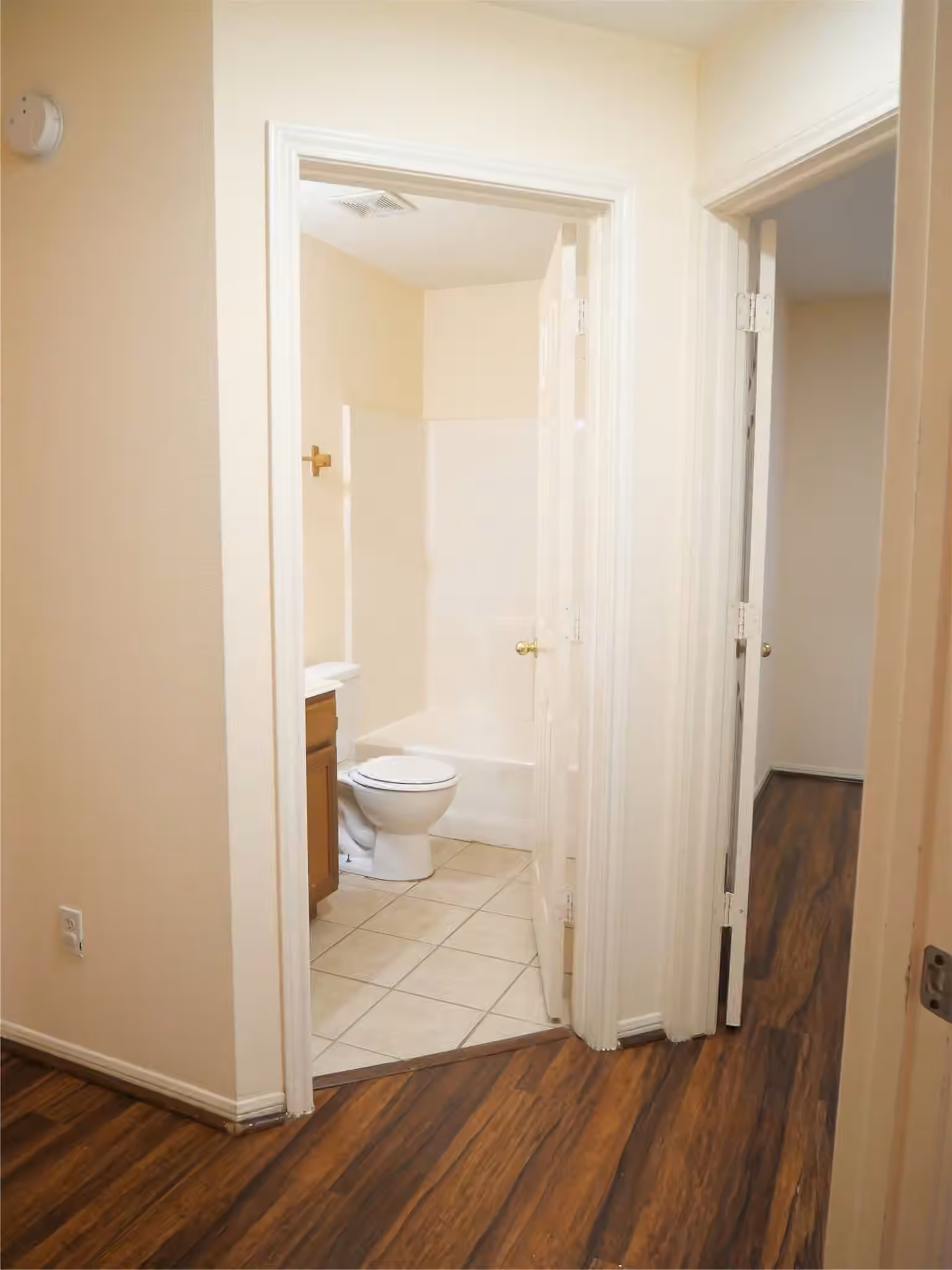 Photo 7 of 4923 Callery Creek Drive, Houston, TX