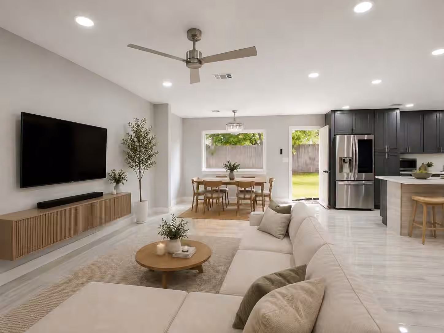 Photo 2 of 4927 Kelso Street, Houston, TX