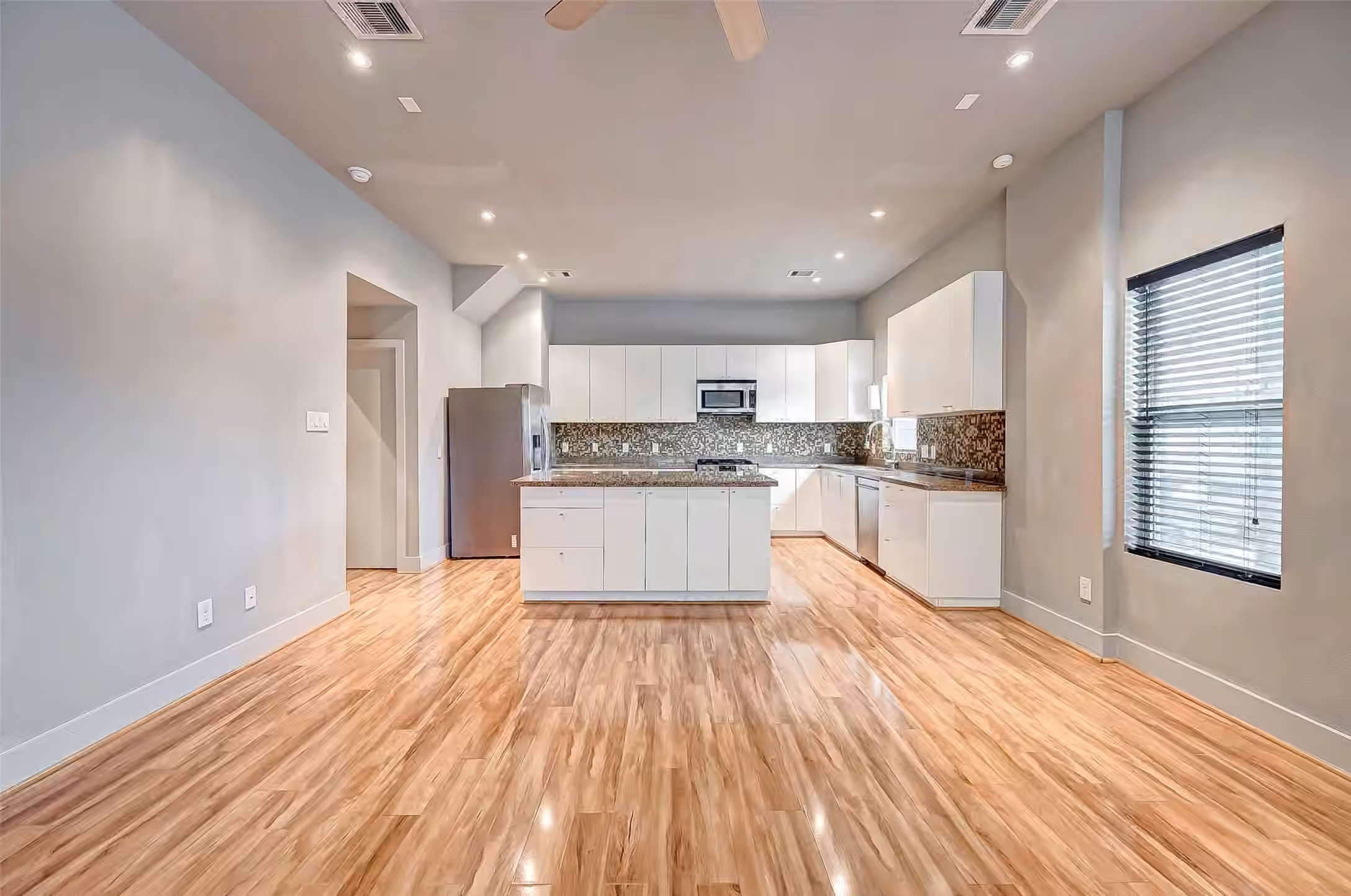 Photo 6 of 5111 Cornish Street, Houston, TX