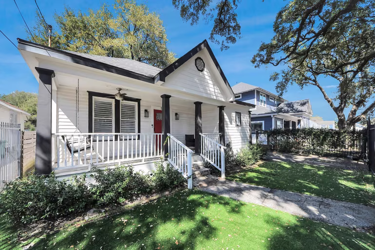 Photo 3 of 12 Stiles Street, Houston, TX