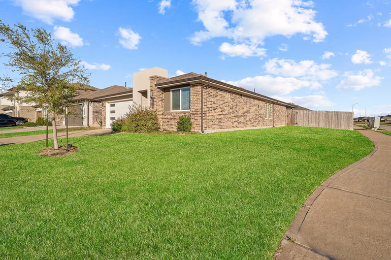 Photo 3 of 7435 Teton Creek Trace, Richmond, TX
