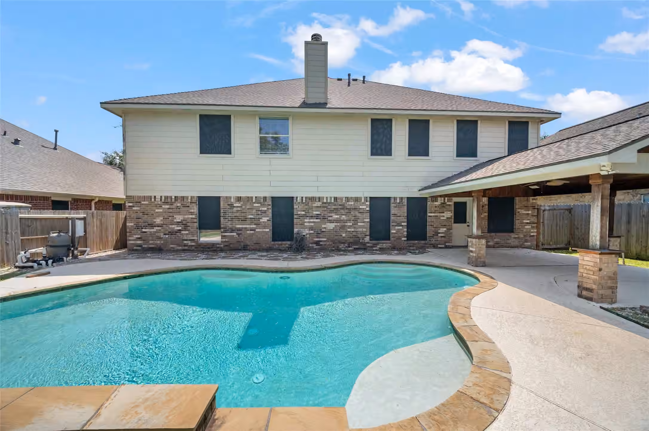 Photo 5 of 2322 Pine Brook Drive, Deer Park, TX