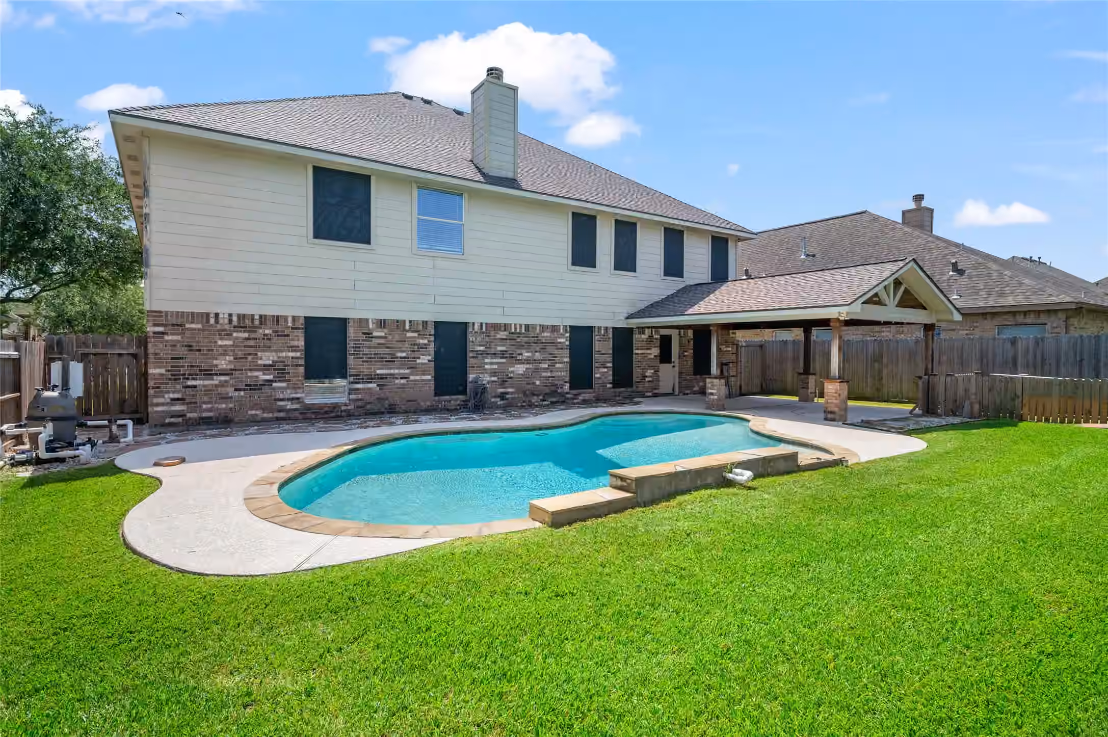 Photo 6 of 2322 Pine Brook Drive, Deer Park, TX