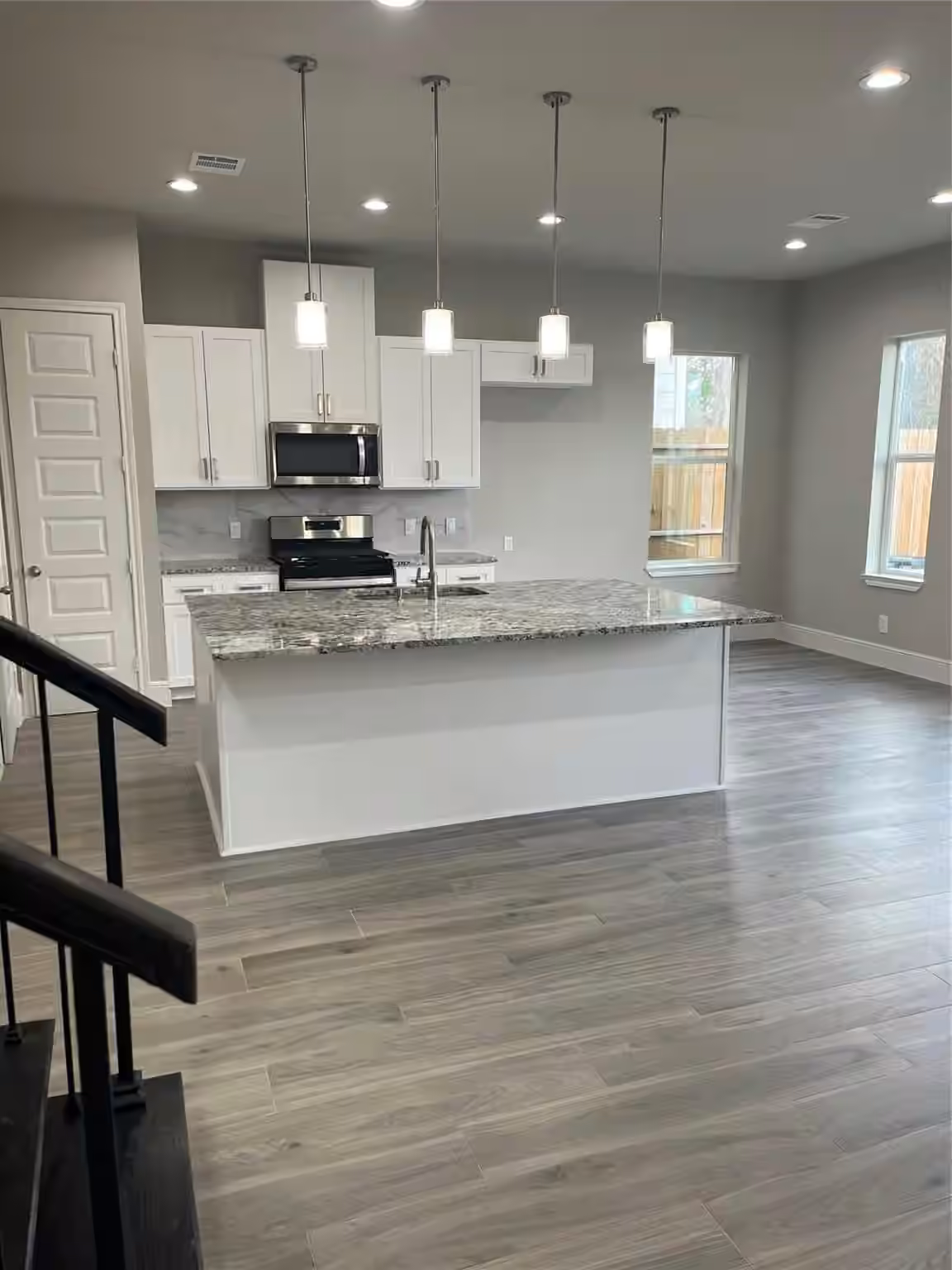 Photo 3 of 2331 Paul Quinn Street, Houston, TX