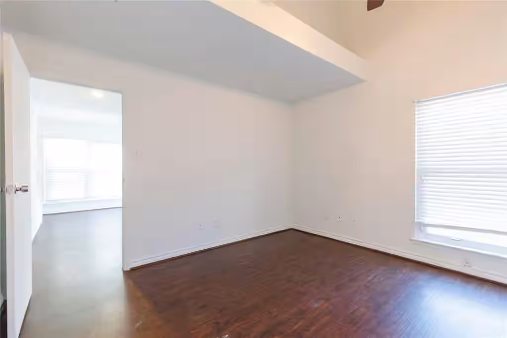 Photo 3 of 17642 Northfalk Drive, Houston, TX