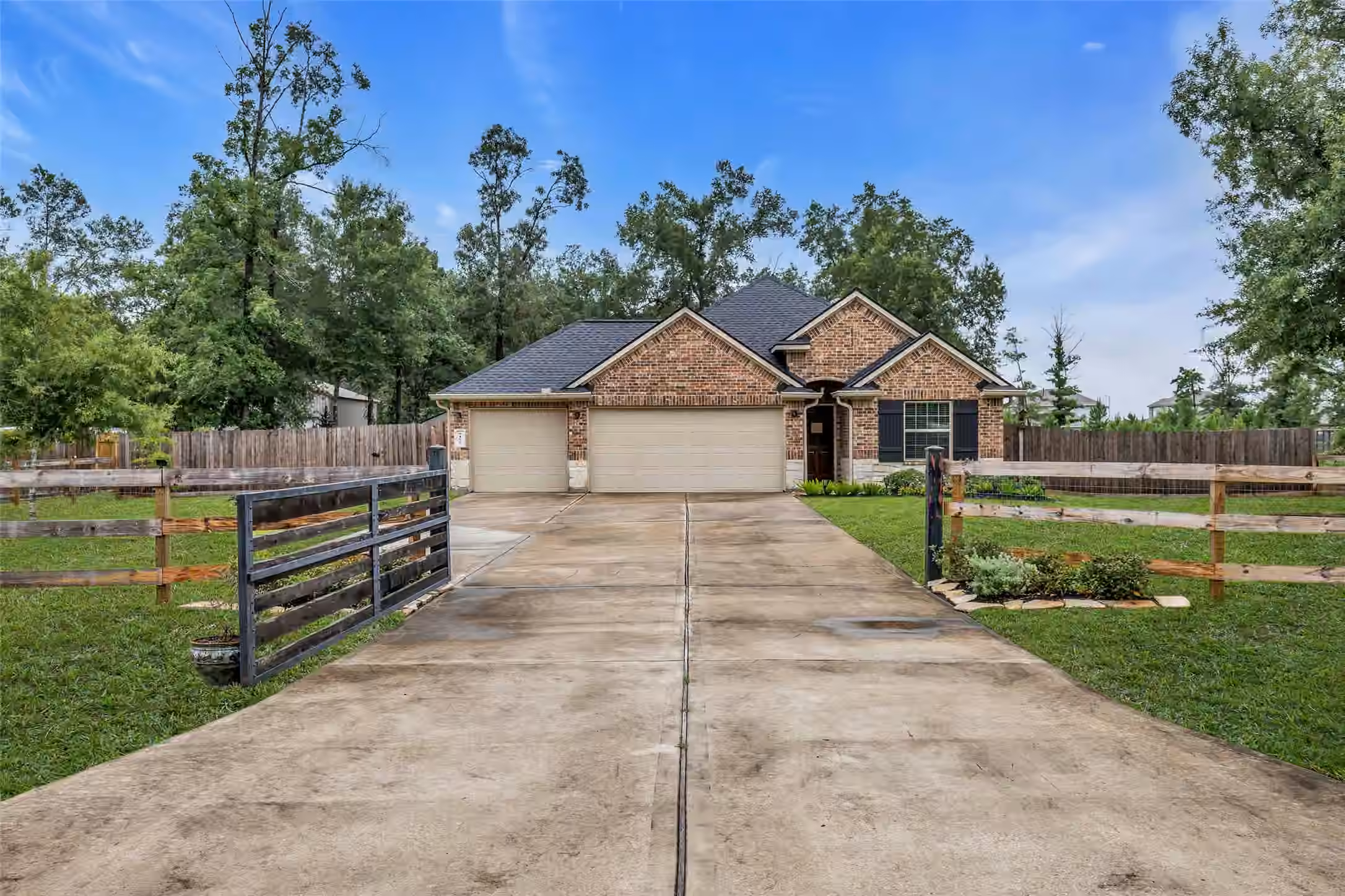 Photo of 9199 White Tail Drive, Conroe, TX