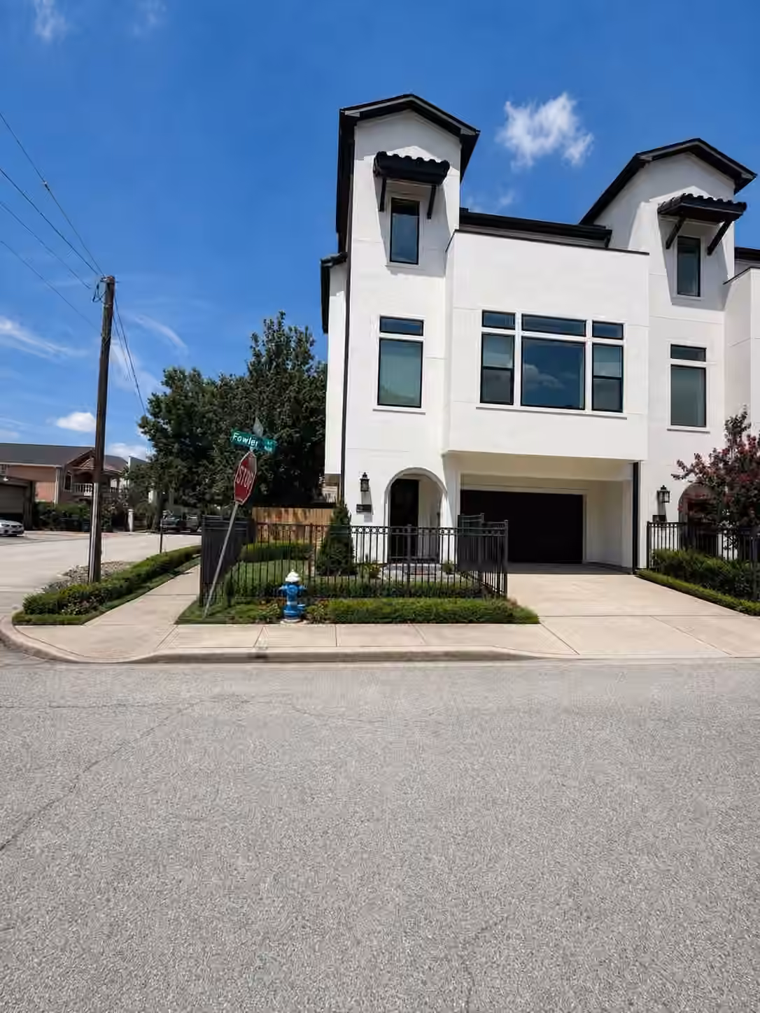 Photo of 403 Fowler Street, Houston, TX 77007