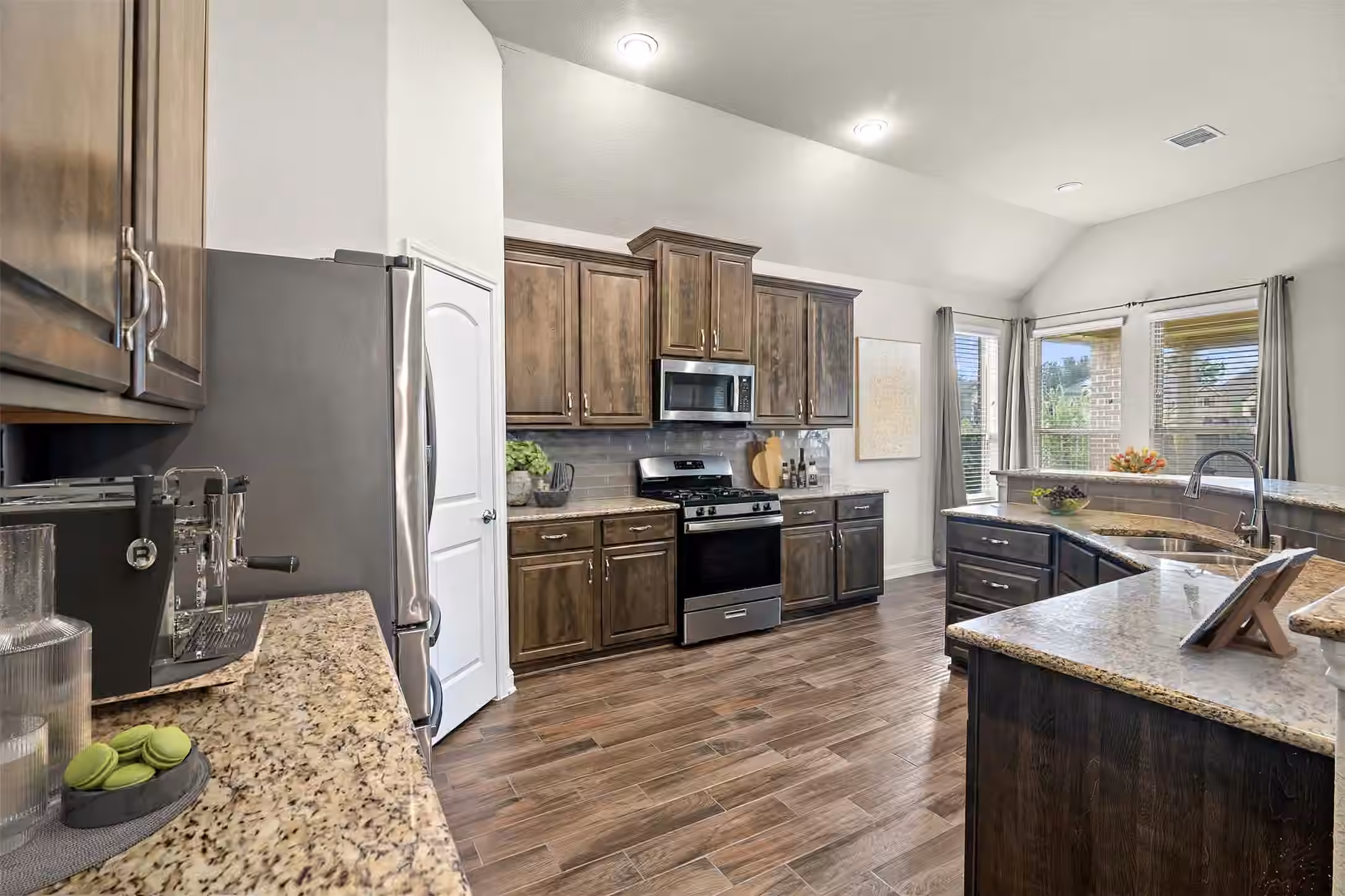 Photo 7 of 4103 Browns Forest Drive, Houston, TX