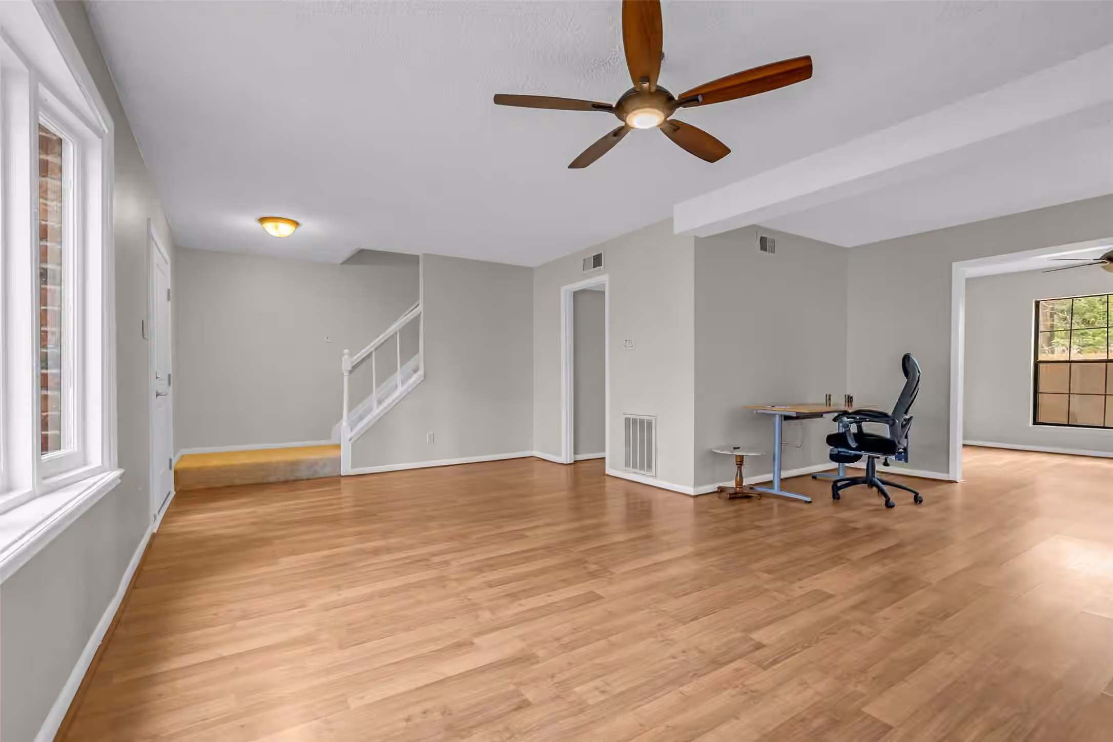 Photo 7 of 9207 Barr Circle, Houston, TX