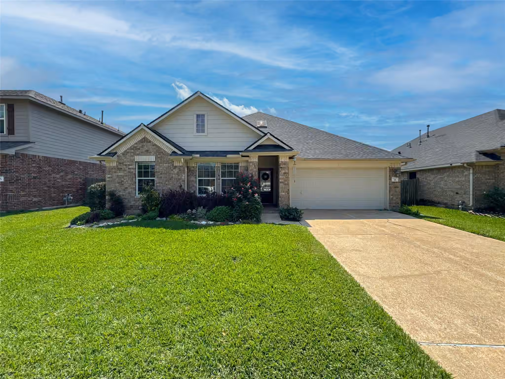 Photo of 14 Palmdale Lane, Manvel, TX