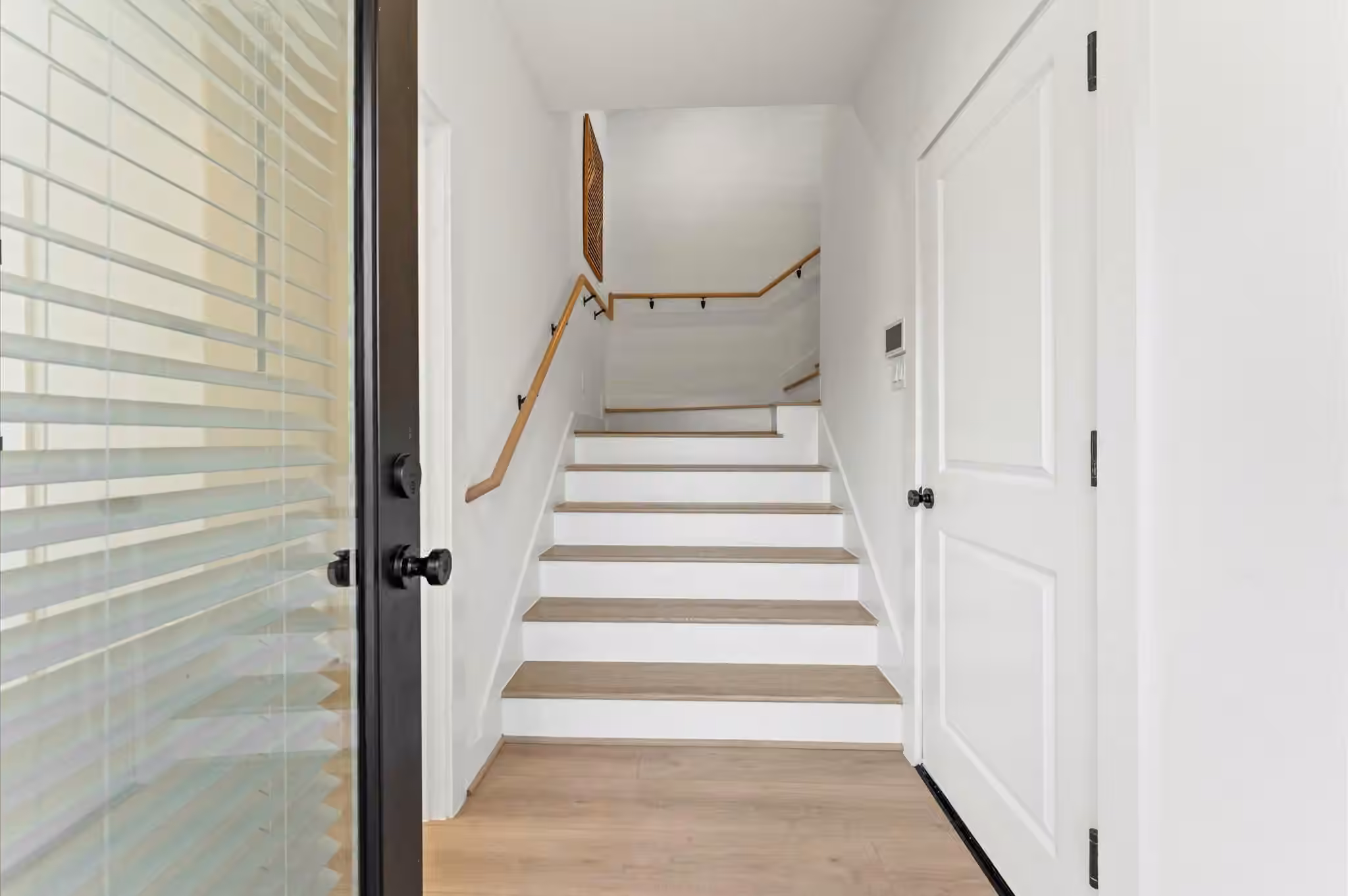 Photo 3 of 7807 Amelia Road A, Houston, TX