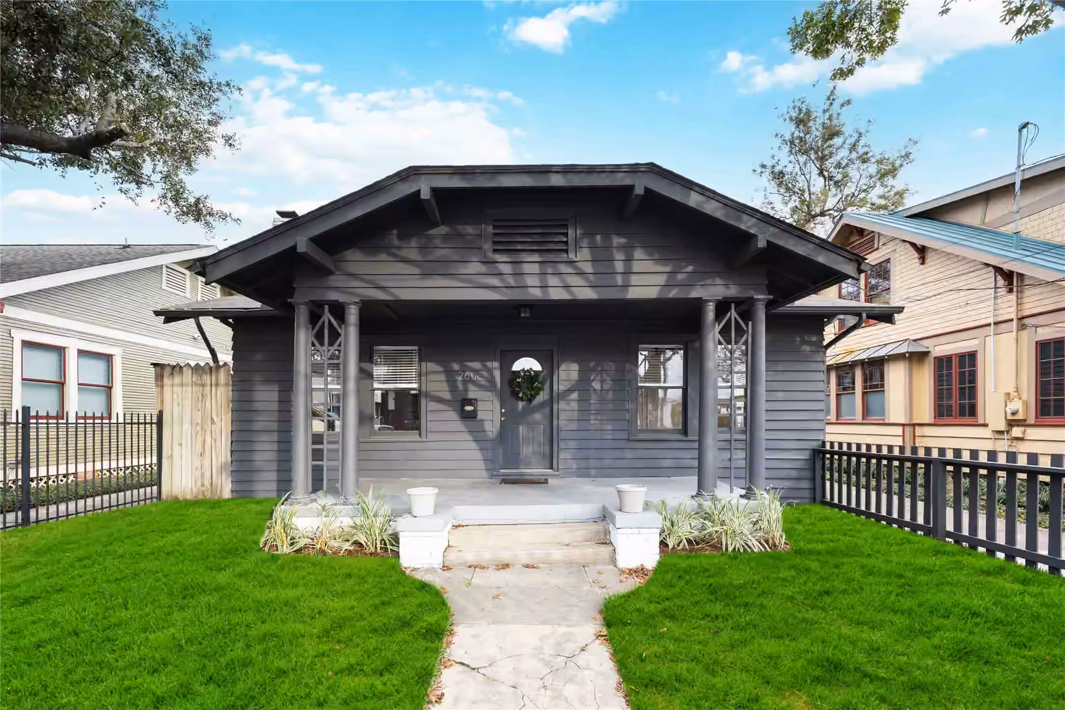 Photo 6 of 2608 Morrison Street, Houston, TX
