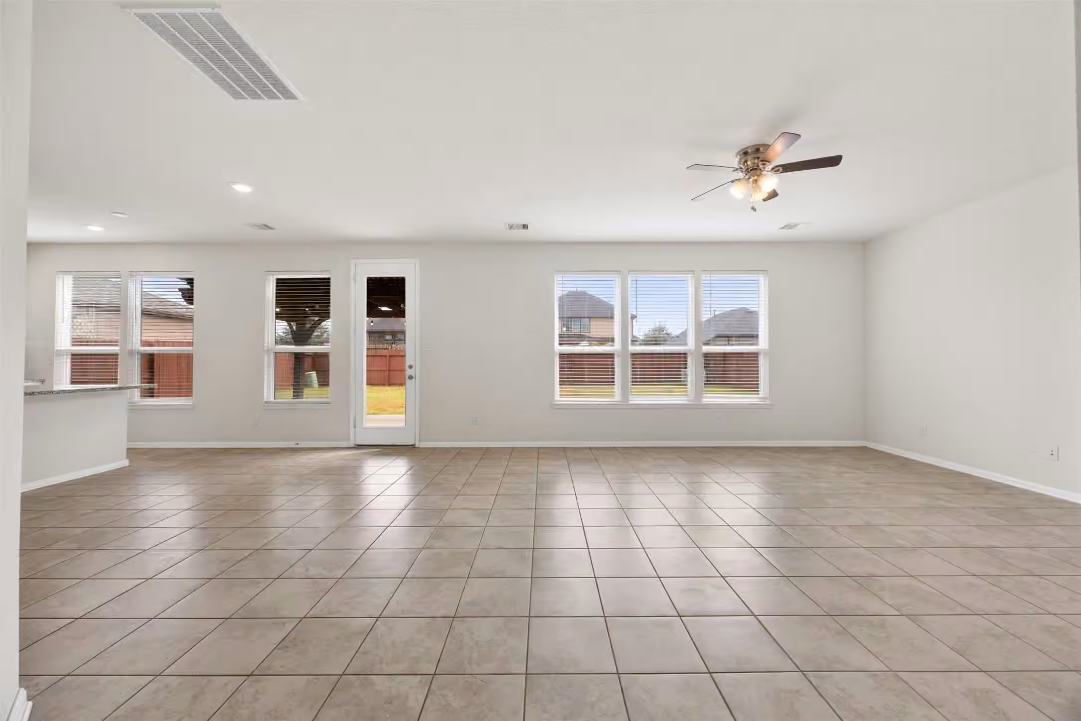 Photo 4 of 28539 Willow Orchard Lane, Katy, TX