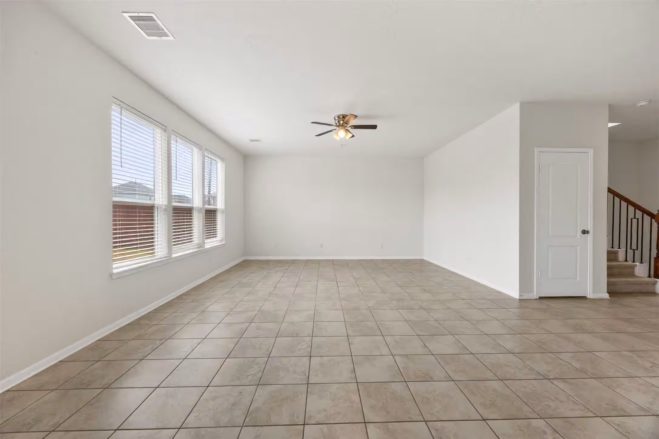 Photo 7 of 28539 Willow Orchard Lane, Katy, TX