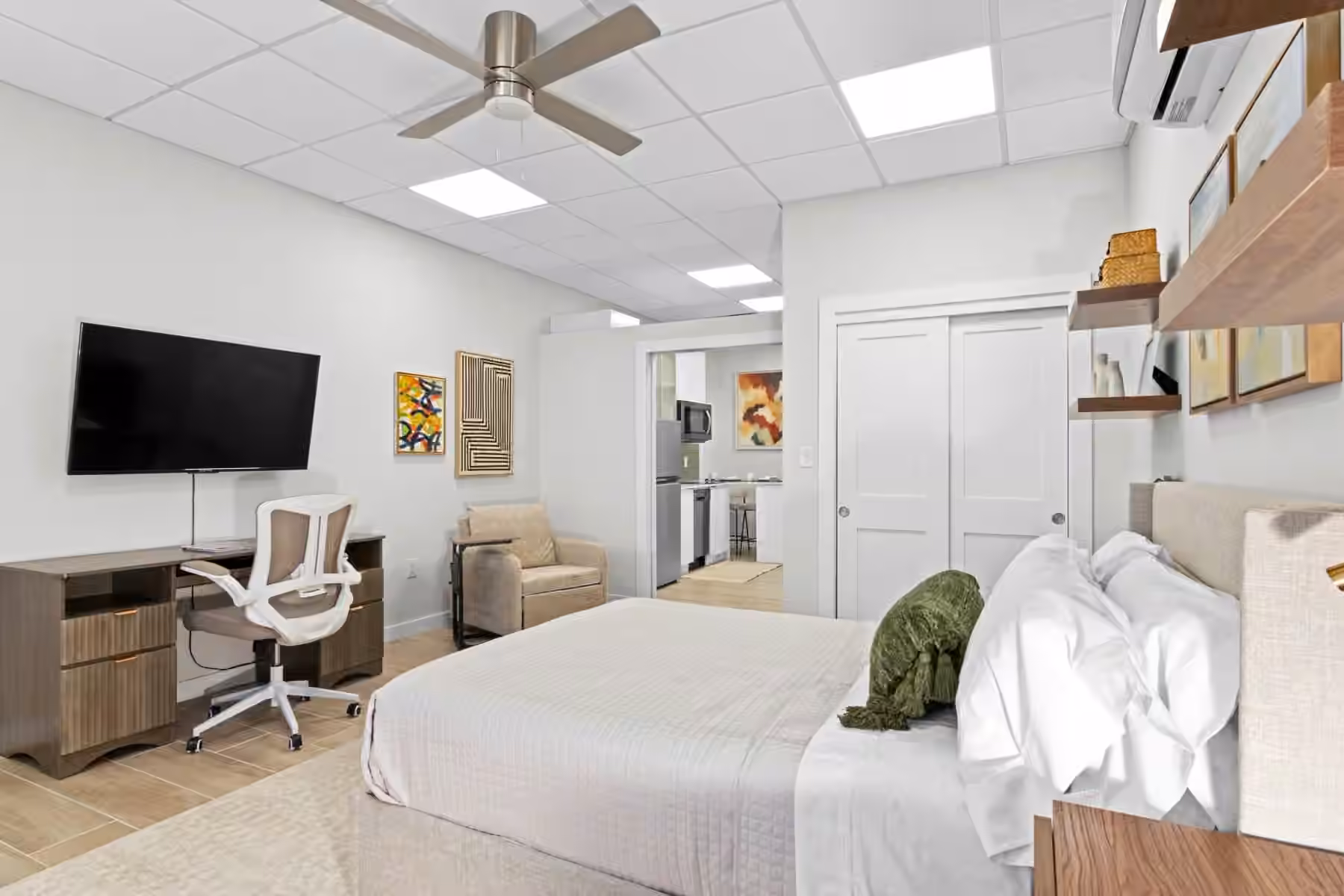 Photo 4 of 9800 Centre Parkway 1004, Houston, TX