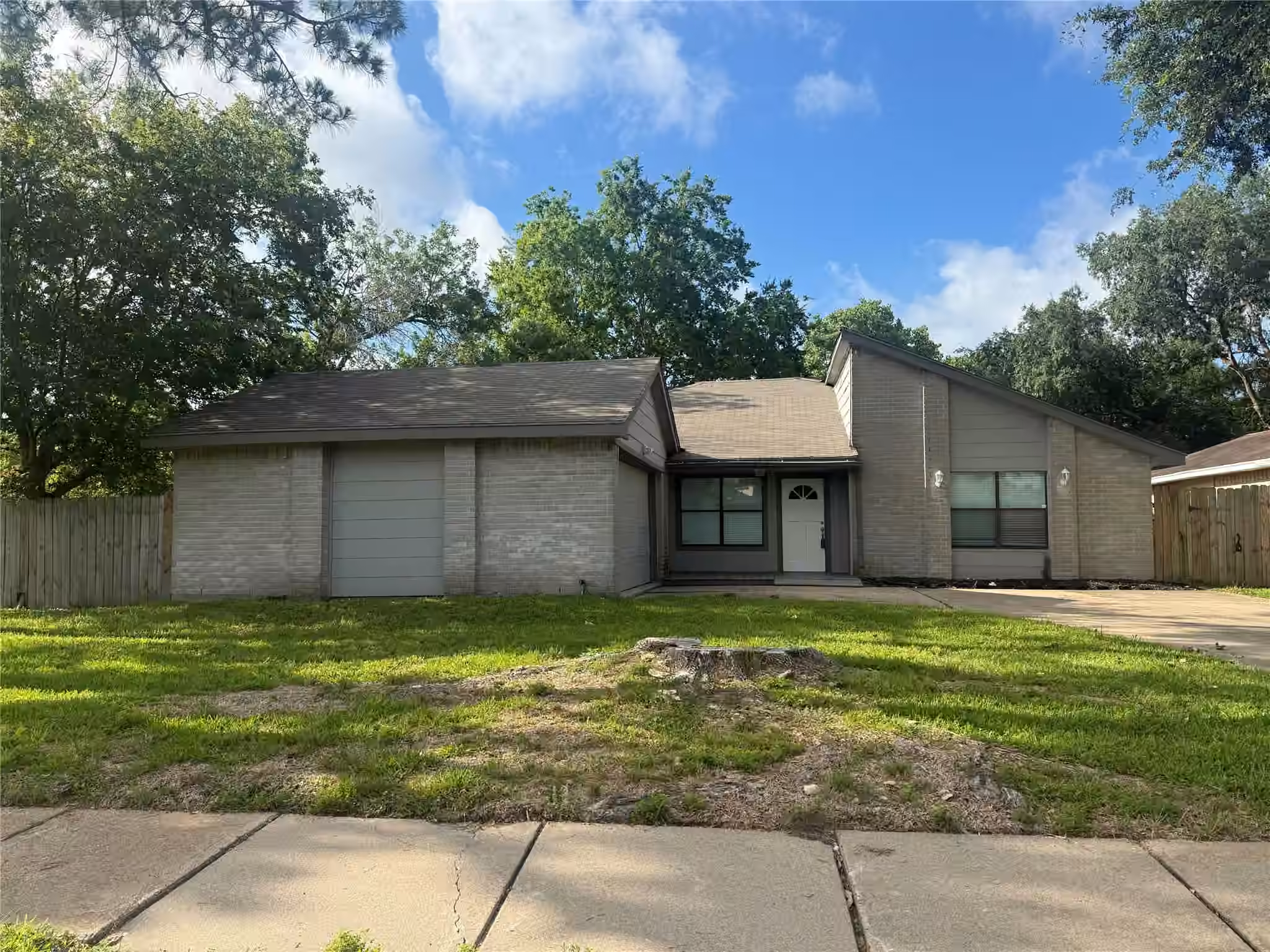 Photo of 13303 Sheer Water Drive, Houston, TX 77082