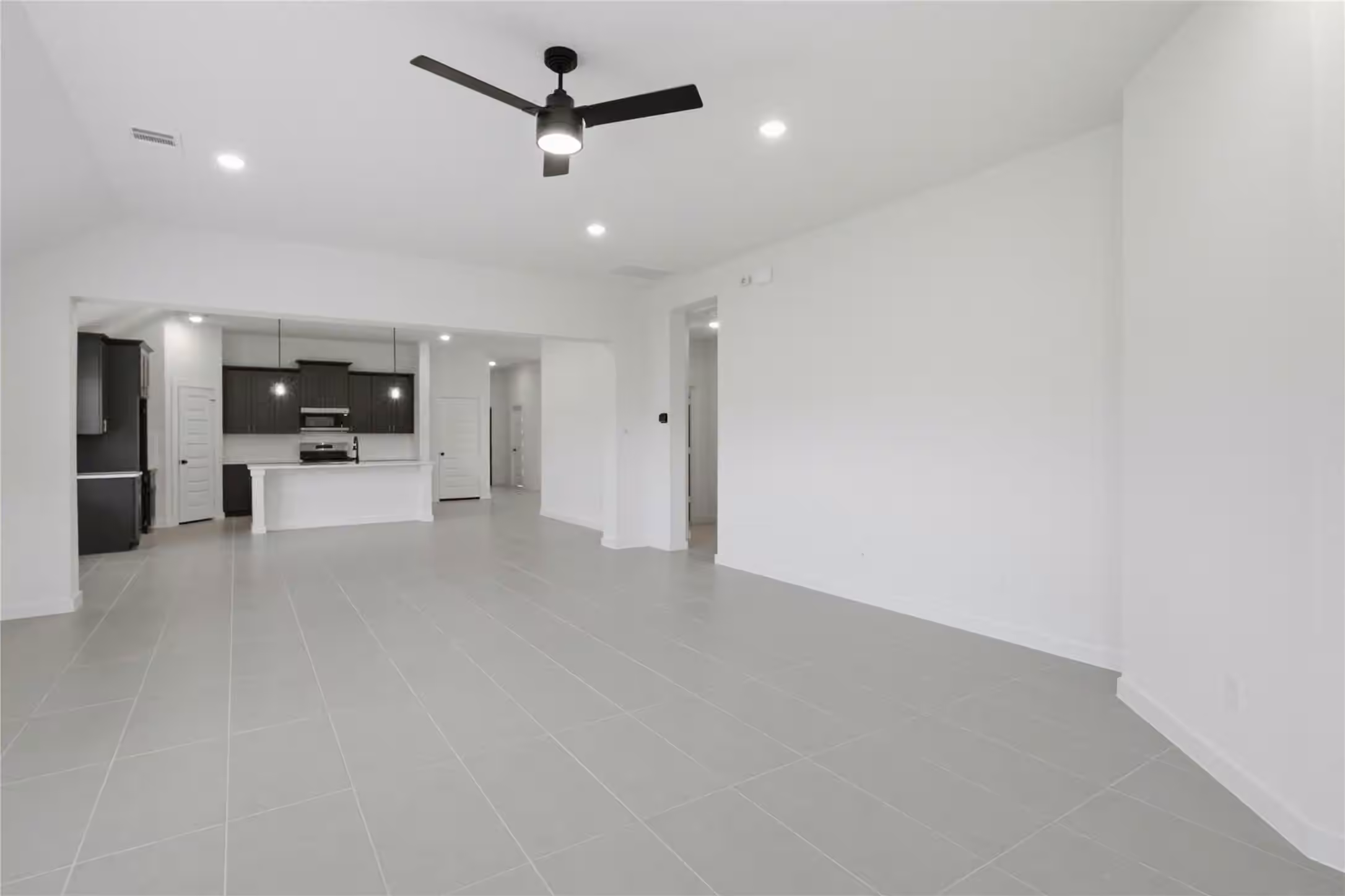 Photo 3 of 3506 Sago Palm Drive, Manvel, TX