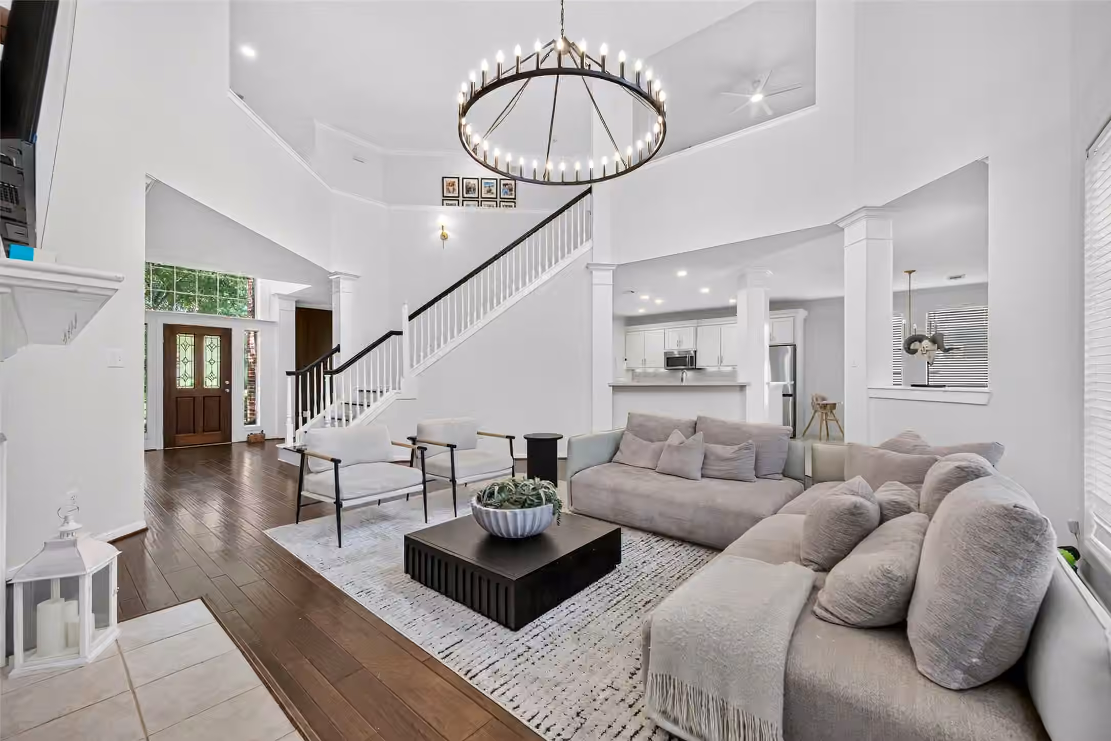 Photo 5 of 10335 Shipmans Landing Drive, Missouri City, TX