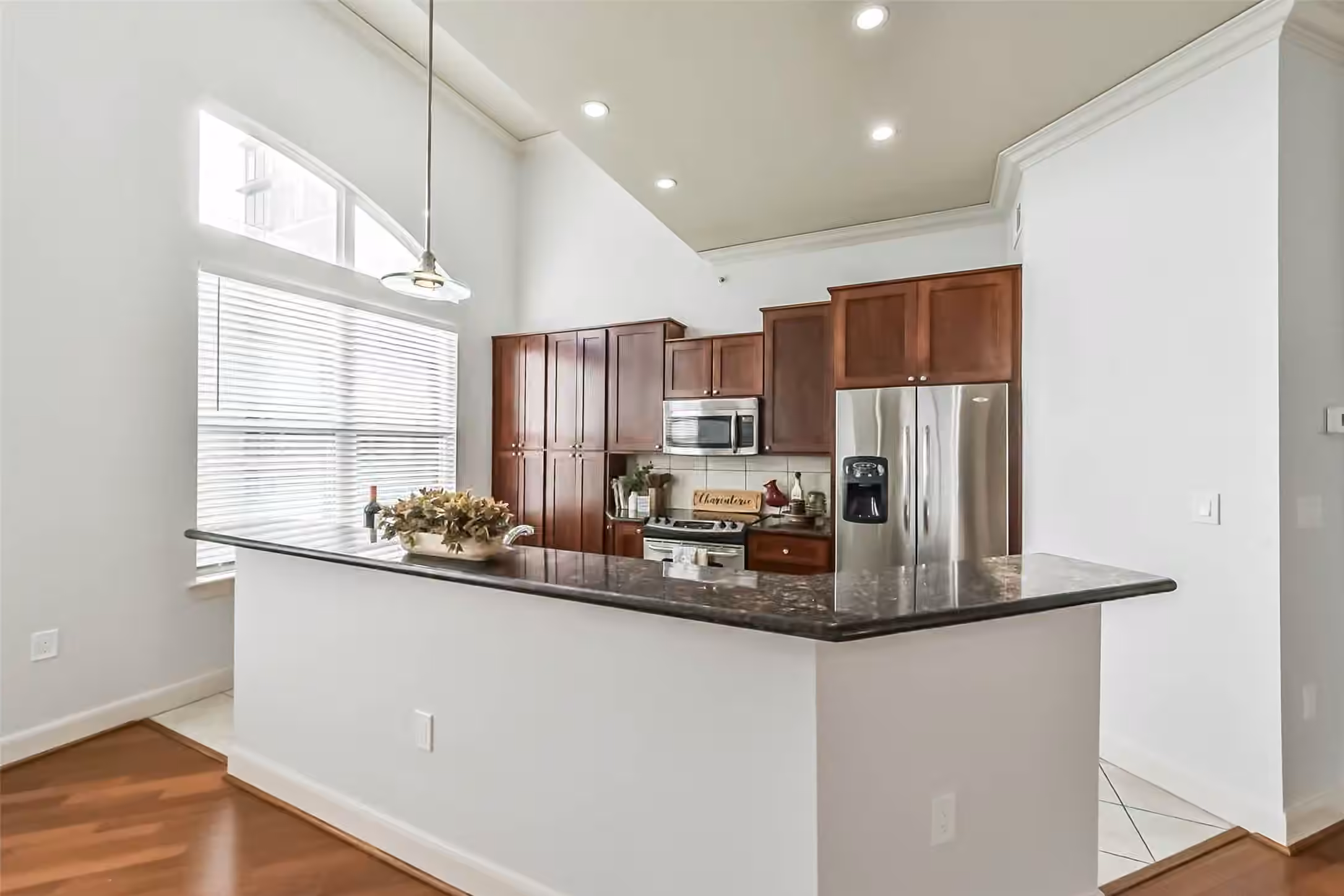 Photo 7 of 1010 Rosine St Street 49, Houston, TX