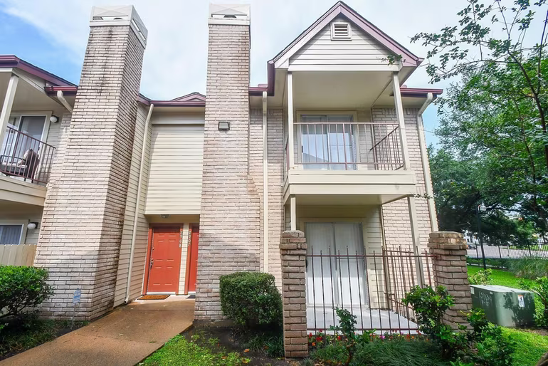Photo of 2120 El Paseo 2907 Street, Houston, TX 77054